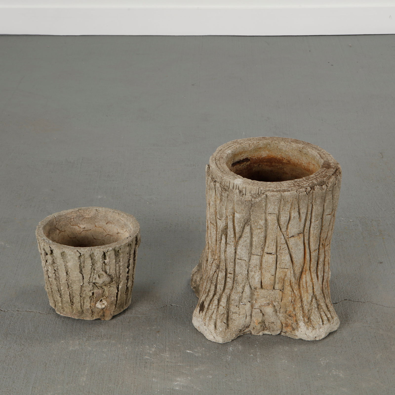 Pair of Faux Bois Concrete Planters, 1960s (1 of 13)