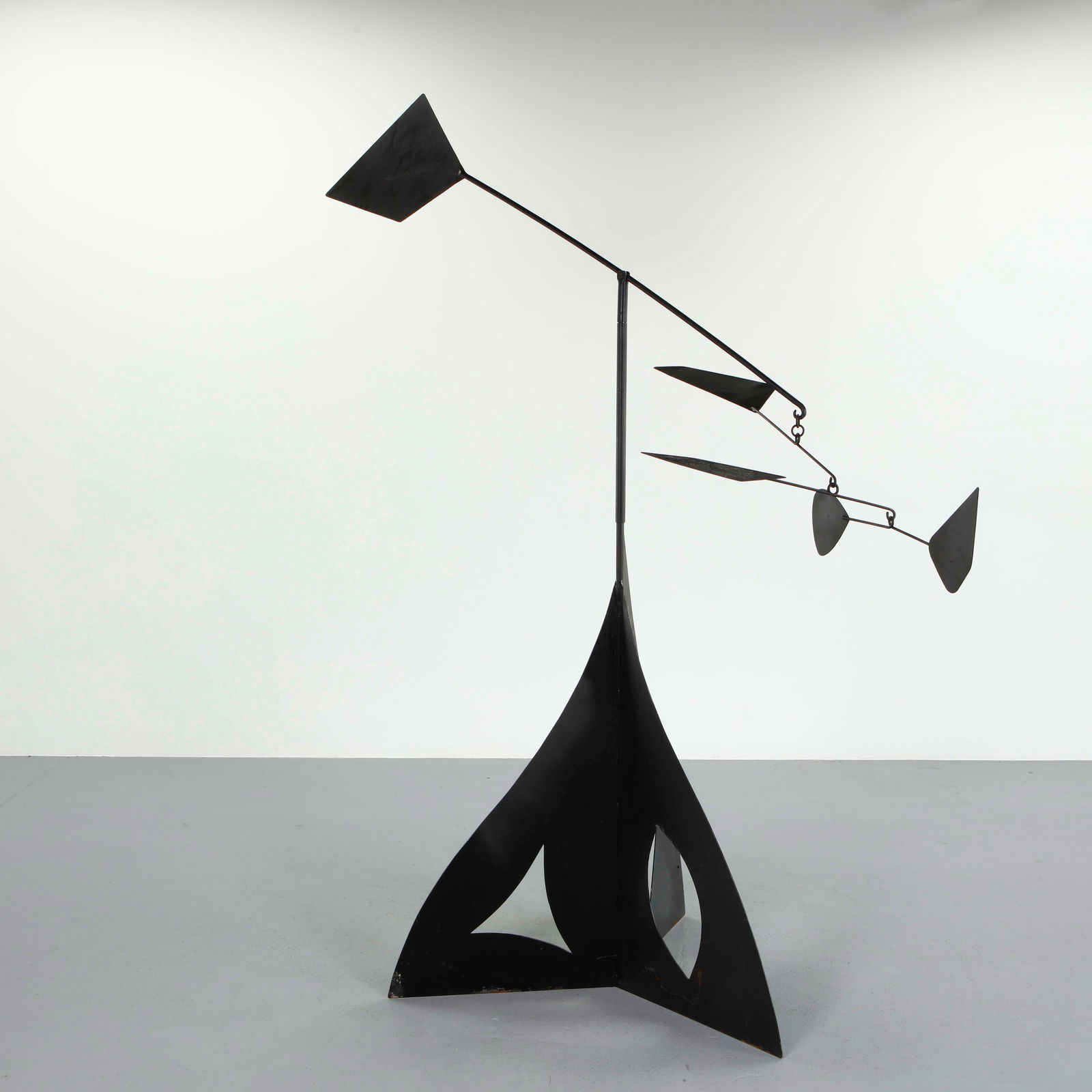 Black Contemporary French Metal Sculpture, Artisan-Crafted, 1980s (1 of 10)