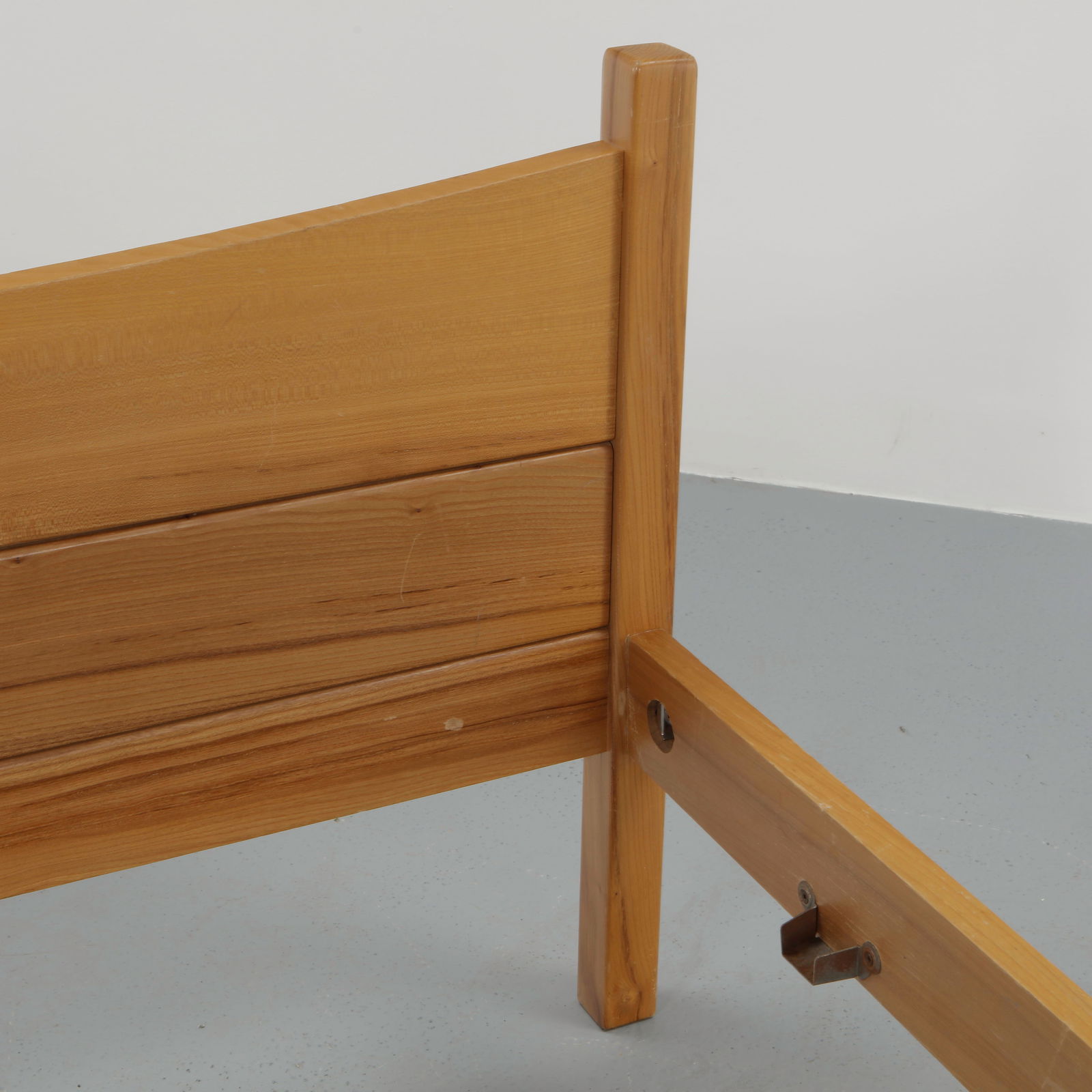 French Midcentury Solid Pine Full Bedframe, 1960s - 11