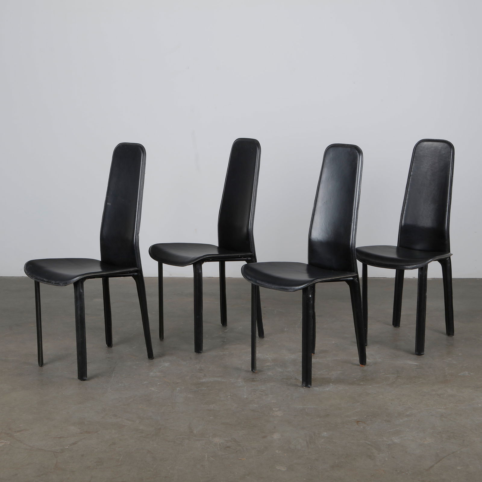 Cidue, Set of Four Italian Leather High Back Dining Chairs, 1980s (1 of 16)