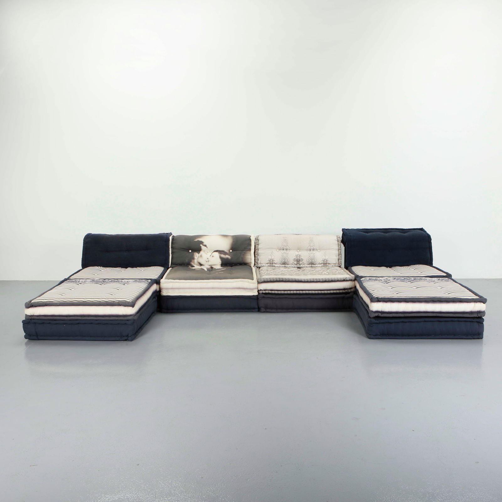 Hans Hopfer for Roche Bobois, 16-Piece Jean-Paul Gauthier Mah Jong Sofa, 2000s (1 of 20)
