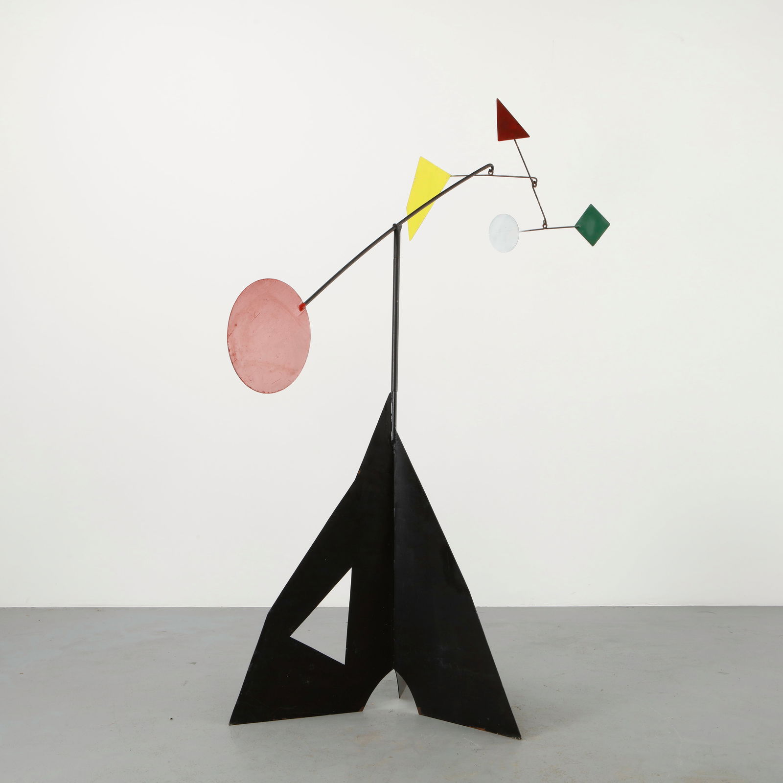 Black Contemporary French Metal Sculpture, Artisan-Crafted, 1980s: Composed of cut and welded steel elements, this sculpture juxtaposes circular and triangular forms in poised equilibrium. The dark finish enhances its sculptural depth and shadow play. An expressive o