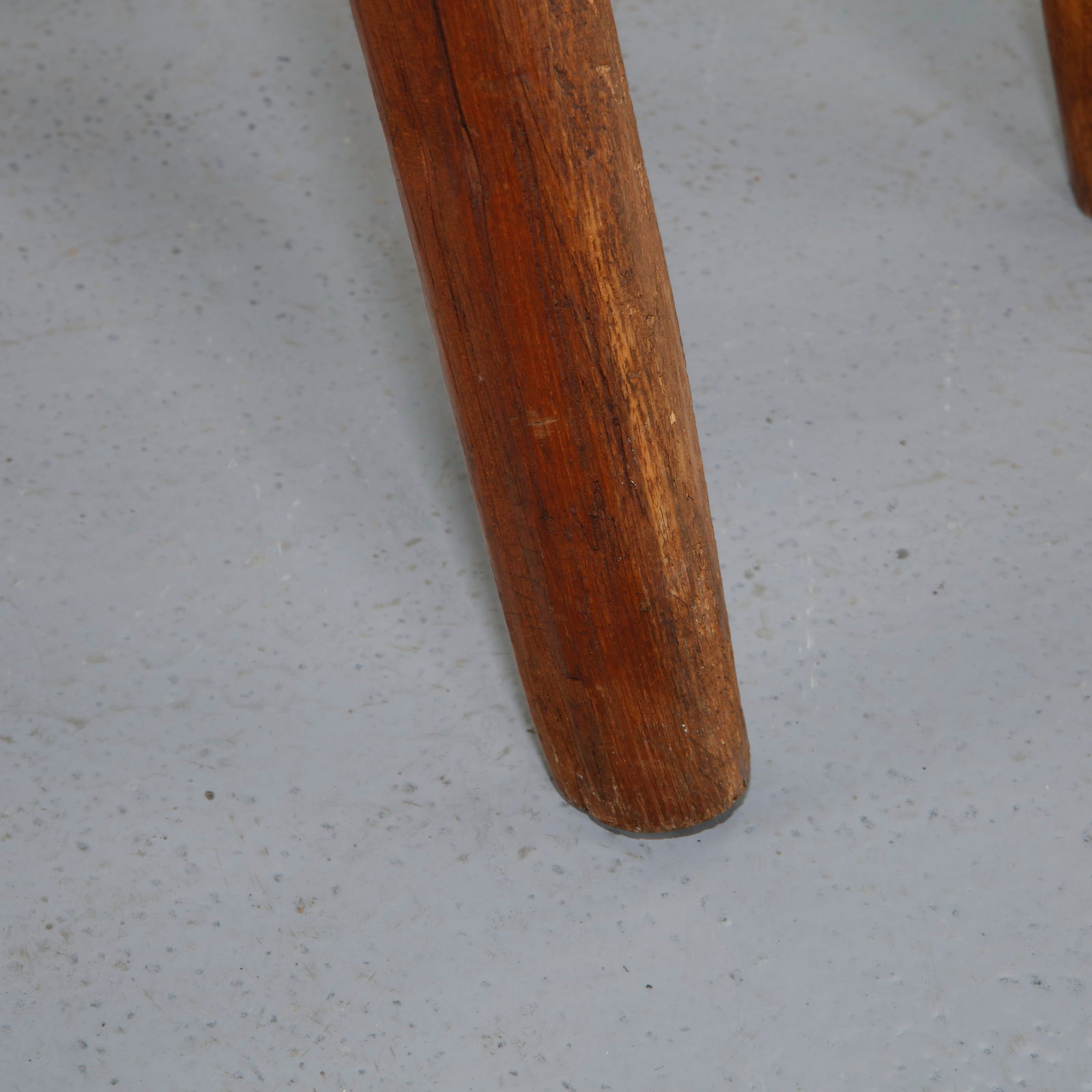 Primitive Rectangular Tripod Stool, 1950s - 10