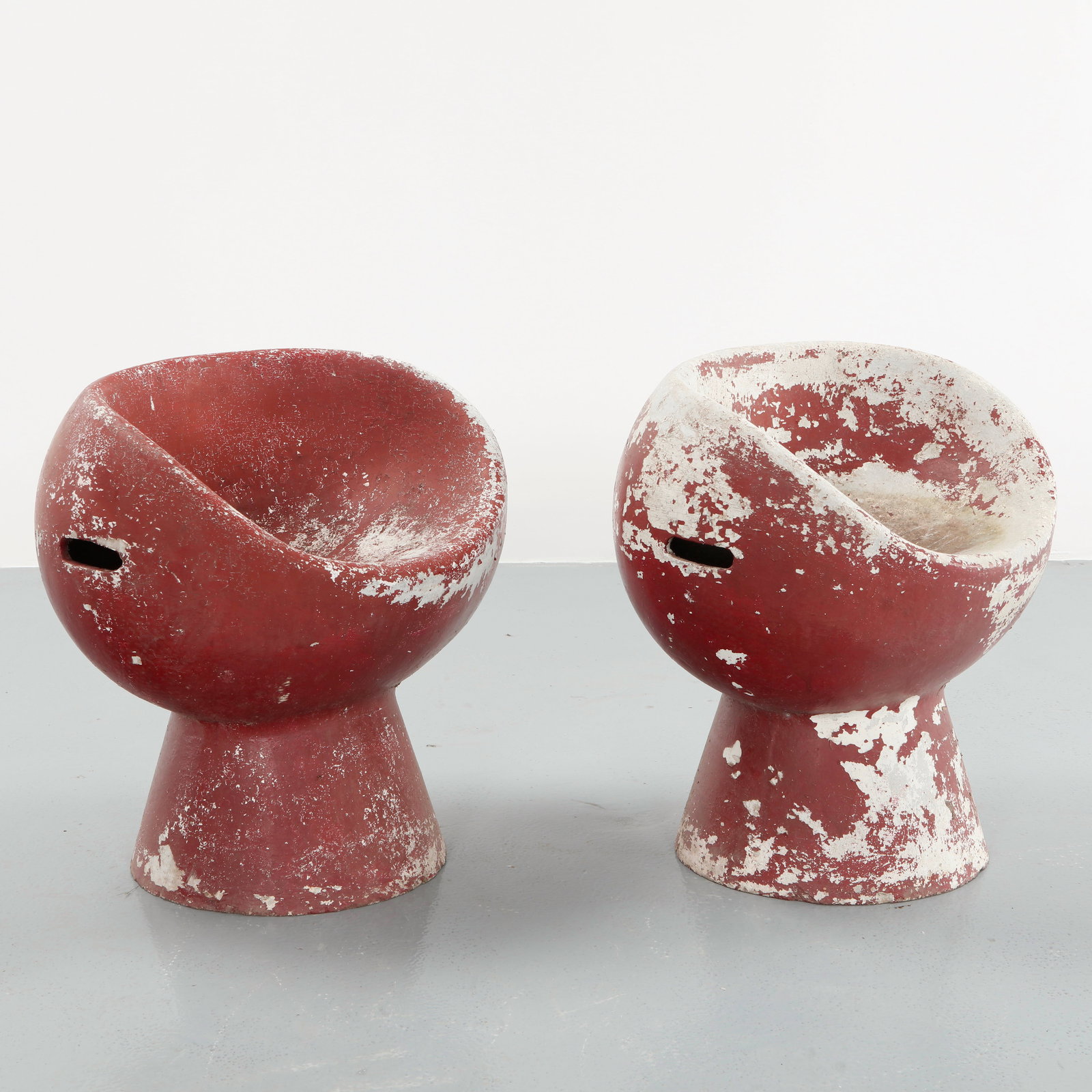 Willy Guhl, Pair of Pod Chairs, 1960s: By the mid-20th century, Willy Guhl work marked a revolutionary moment in industrial design, defined by a distinctive style that continues to resonate across generations. True to both form and functio