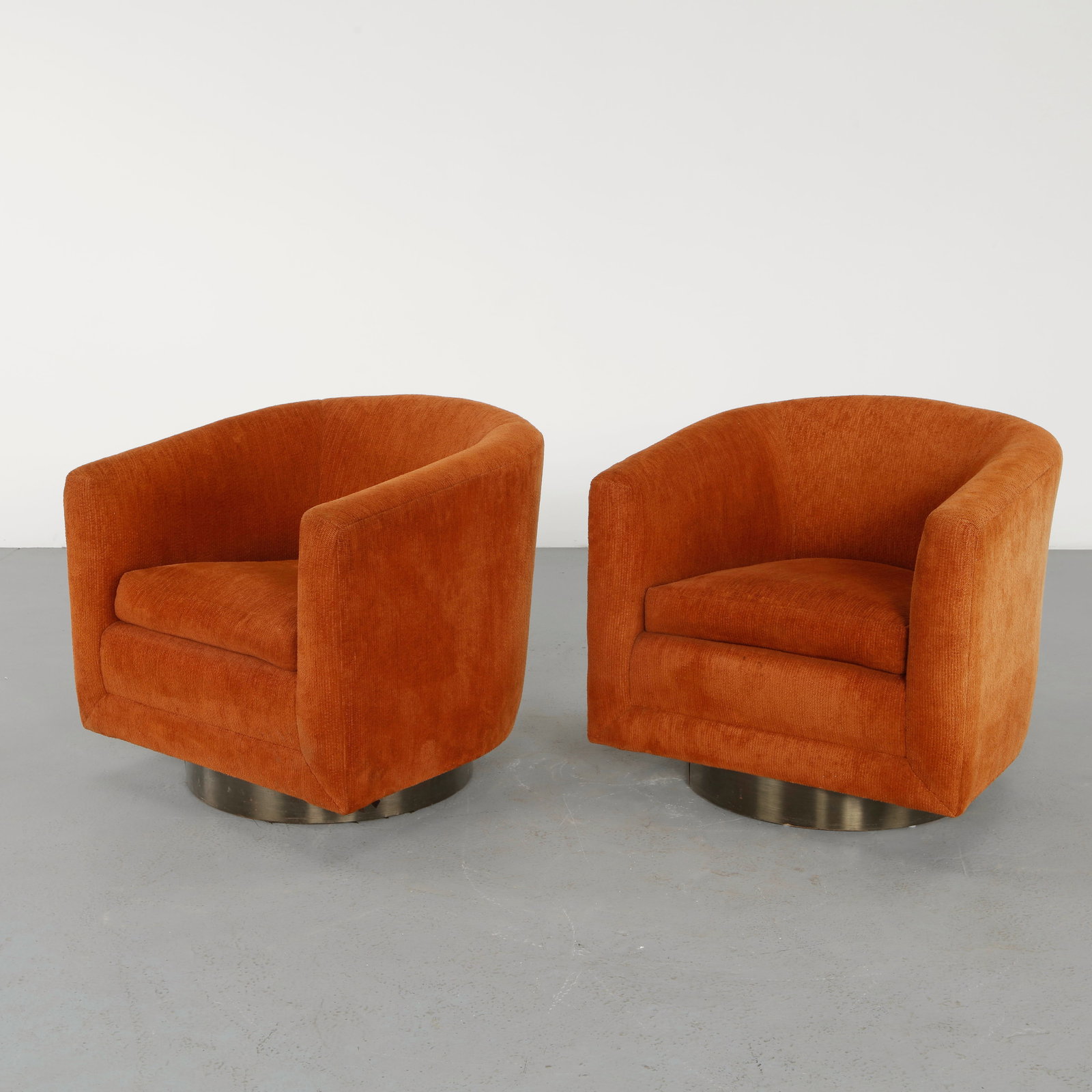 Steve Chase for Martin Brattrud, Pair of Swivel Club Chairs, 1979 (1 of 18)