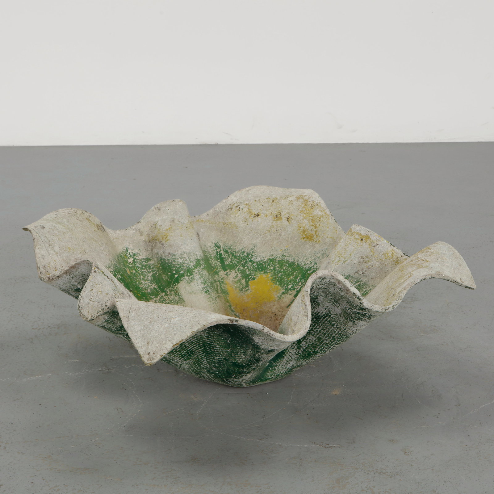 Willy Guhl, Large Elephant Ear Planter, 1960s (1 of 12)