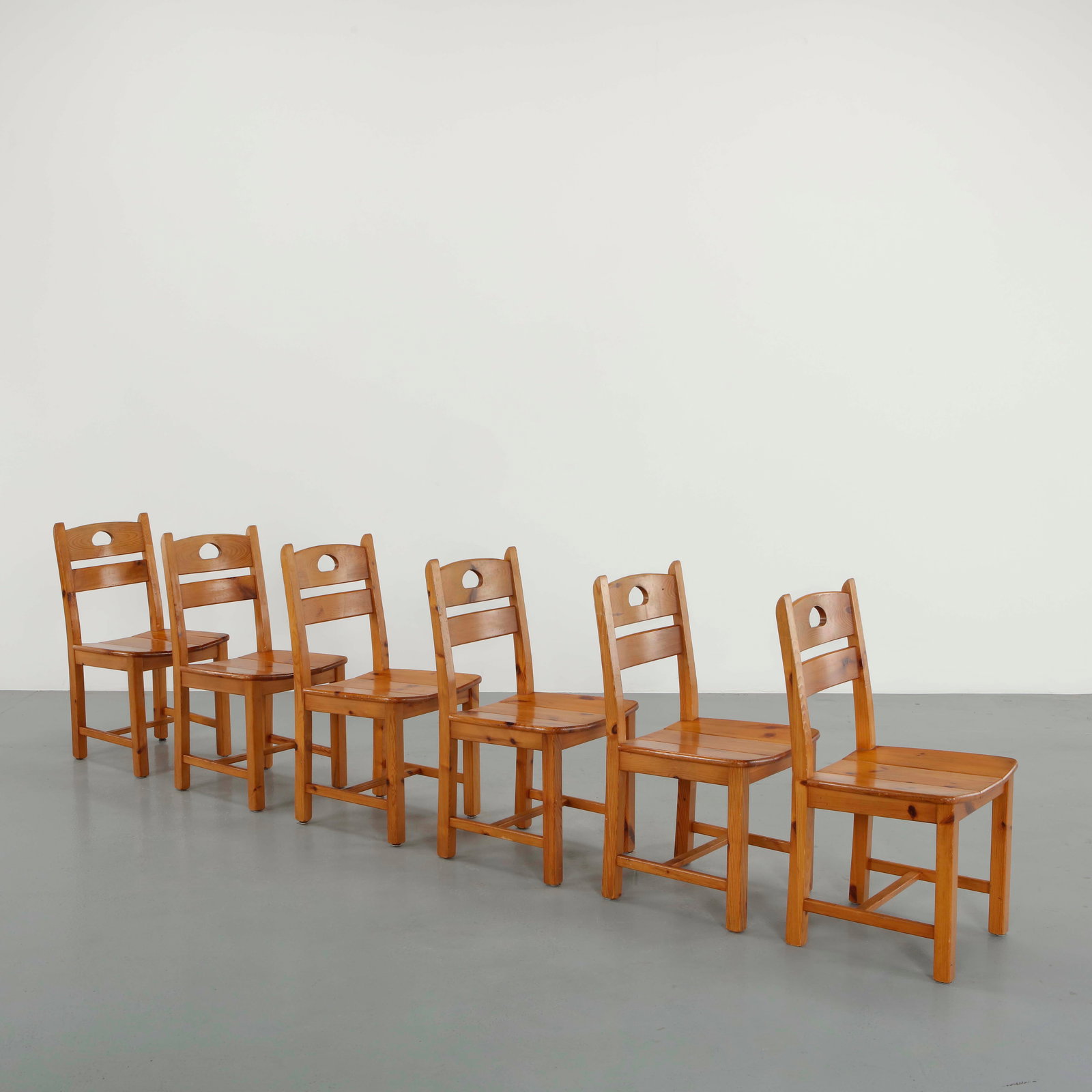 Set of Six Pine Chairs in the Style of Charlotte Perriand, 1960s (1 of 20)