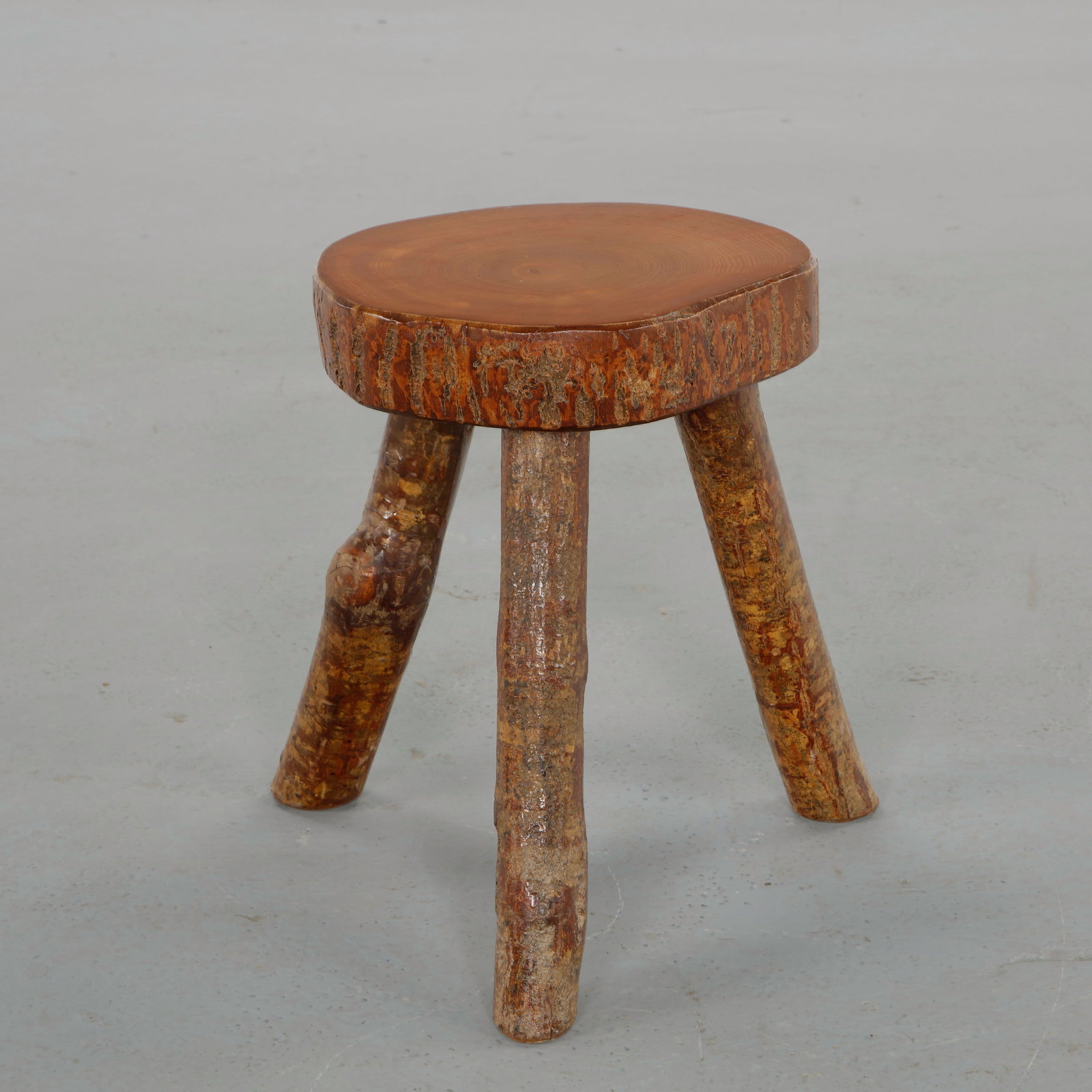 French Rustic Wood Tripod Stool by H. Roux, Arlanc, Auvergne, 1960s (1 of 9)