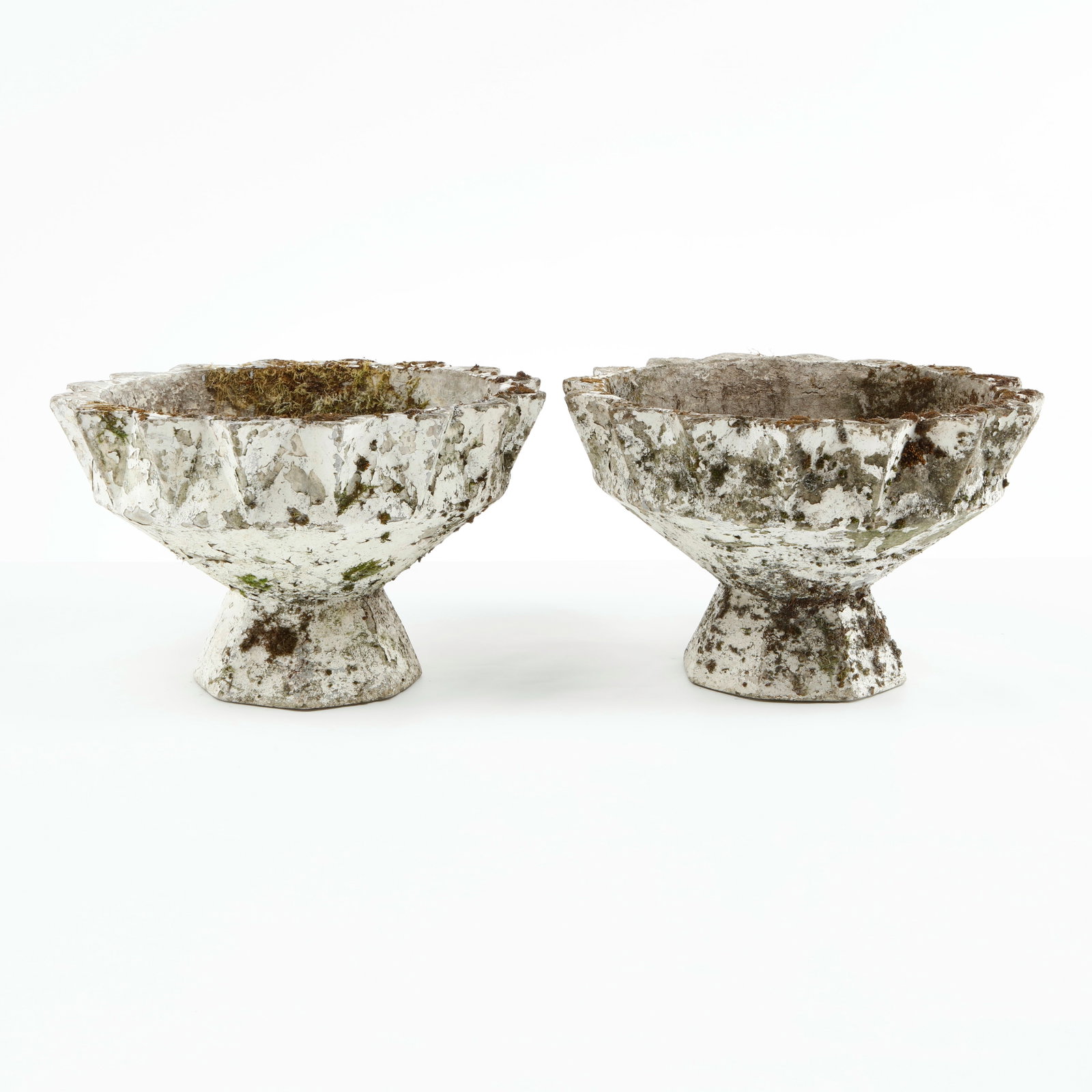 Willy Guhl, Pair of Chalice Planters, 1960s (1 of 16)