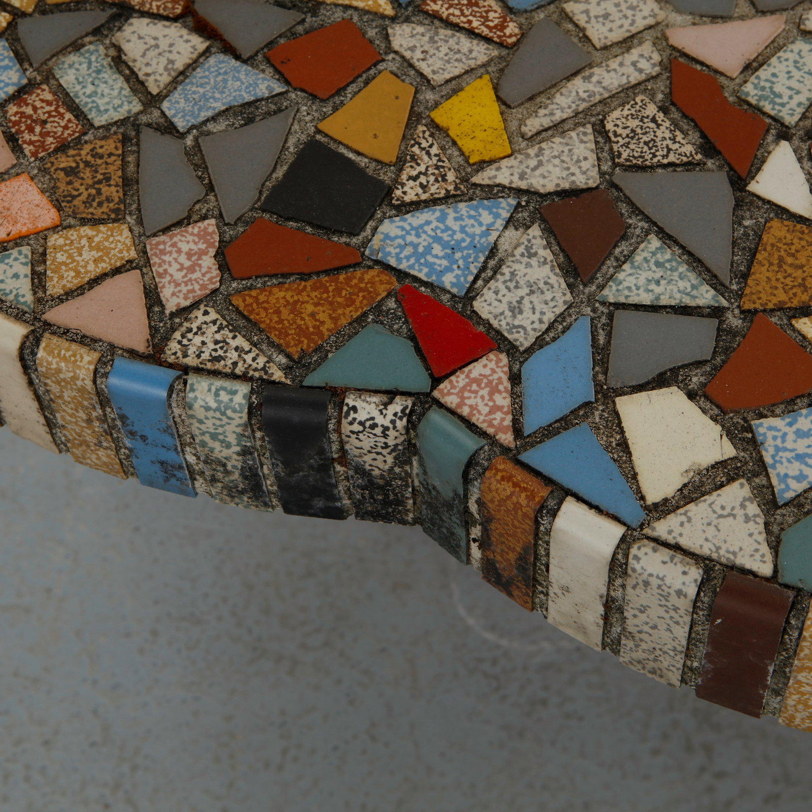Scalloped Edge Mosaic Tile Dining Table, 1960s - 7