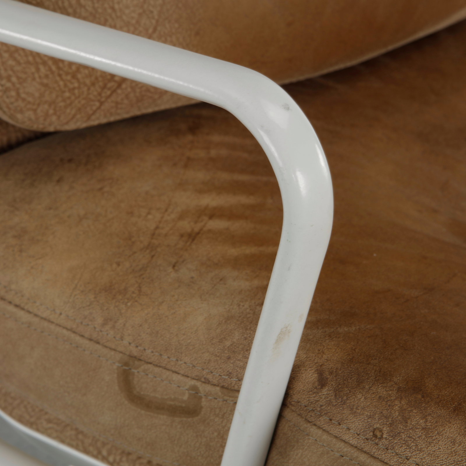 Herman Miller Eames Soft Pad Executive Chair in Camel Leather - 12