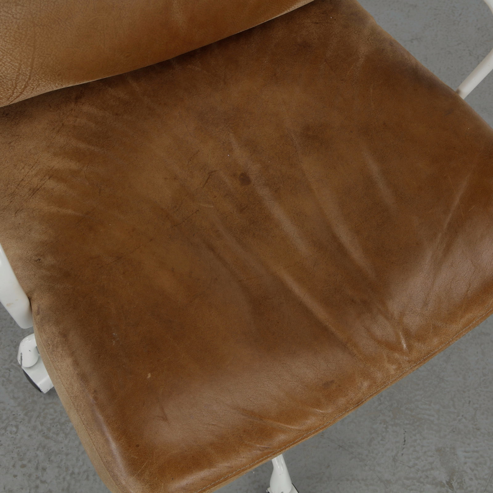 Herman Miller Eames Soft Pad Executive Chair in Camel Leather - 9