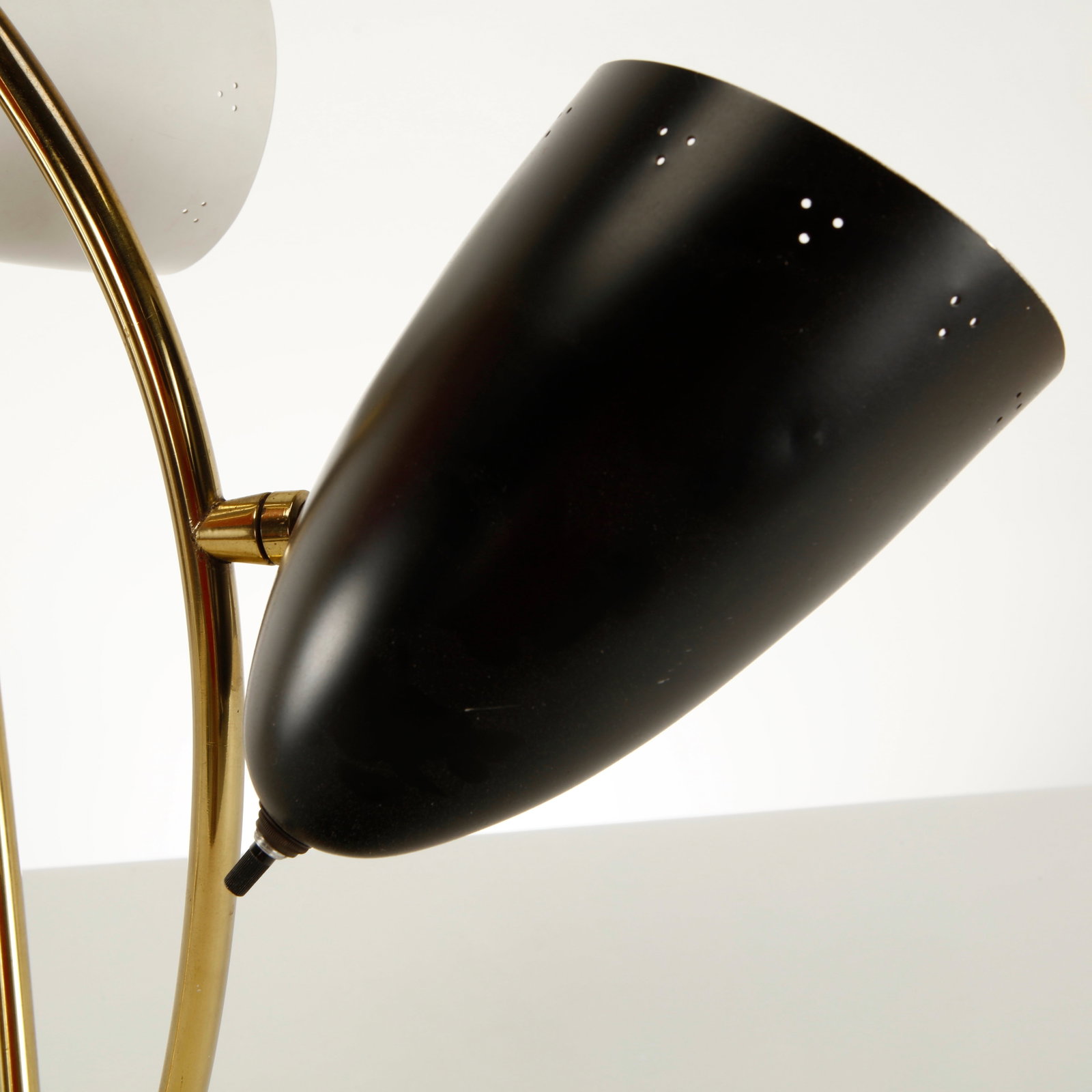 Lightolier Brass Table Lamp - 8