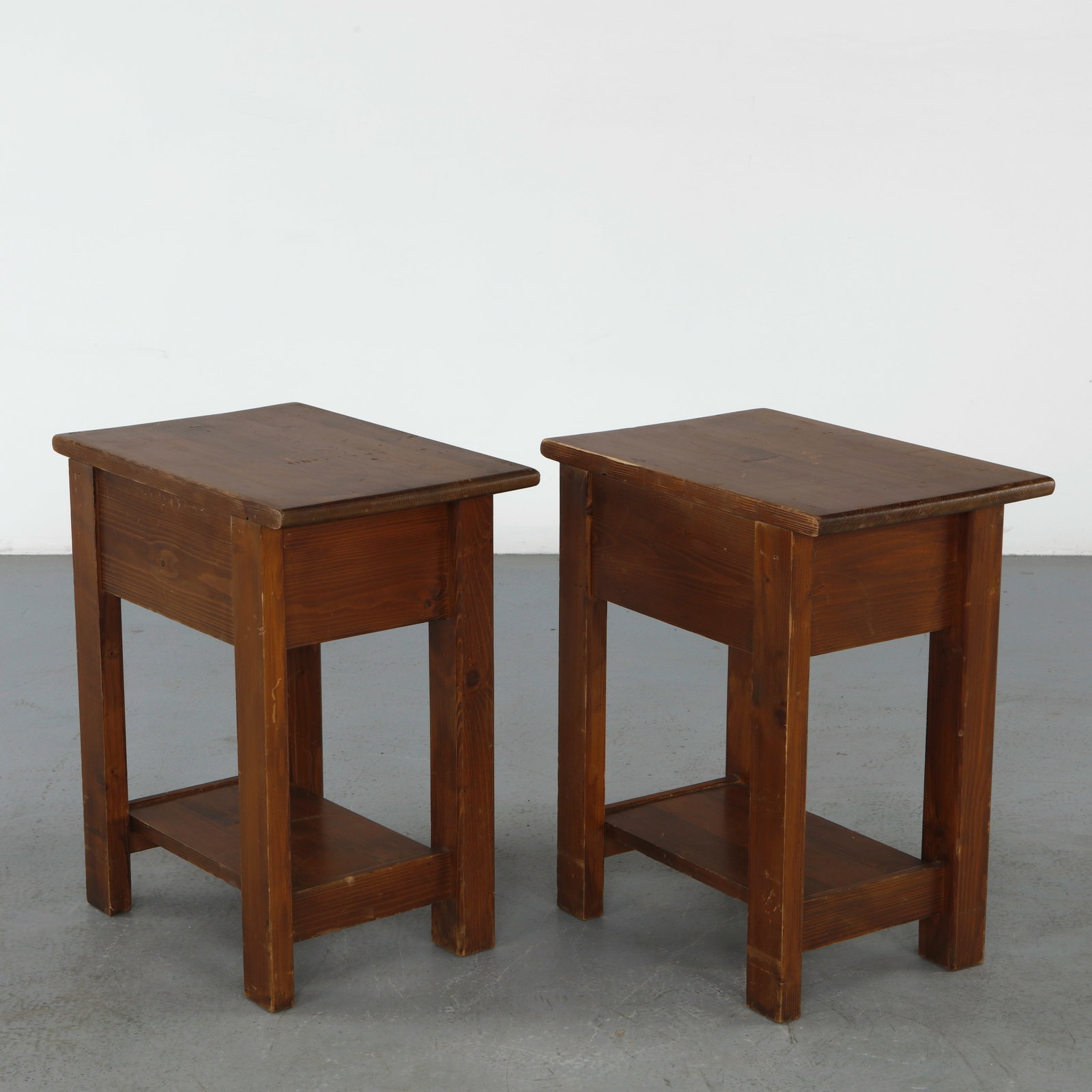 Pair of Wood Nightstands in the style of Olavi Hannien, 1960s - 5