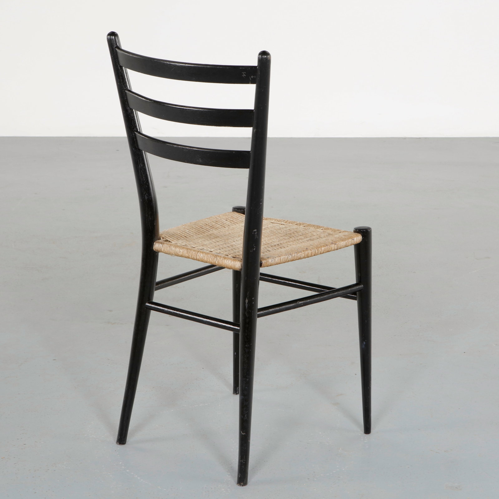 Set of Four Rope and Black Laquered Wood Chairs in the style of Gio Ponti, 1960s - 16