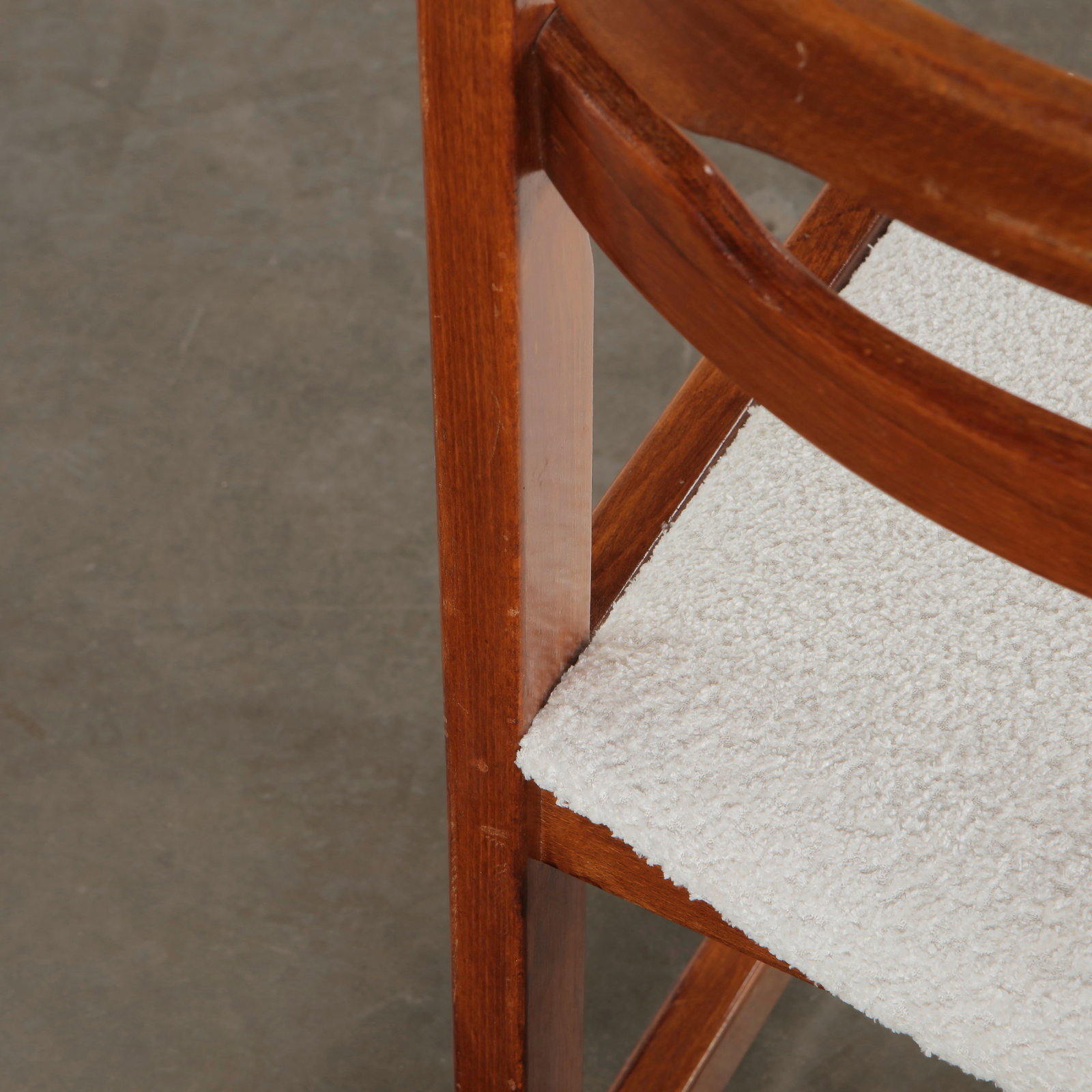 Set of Four Wool and Wood Chairs in the style of Niels Moller for J.L Moller, 1960s - 18