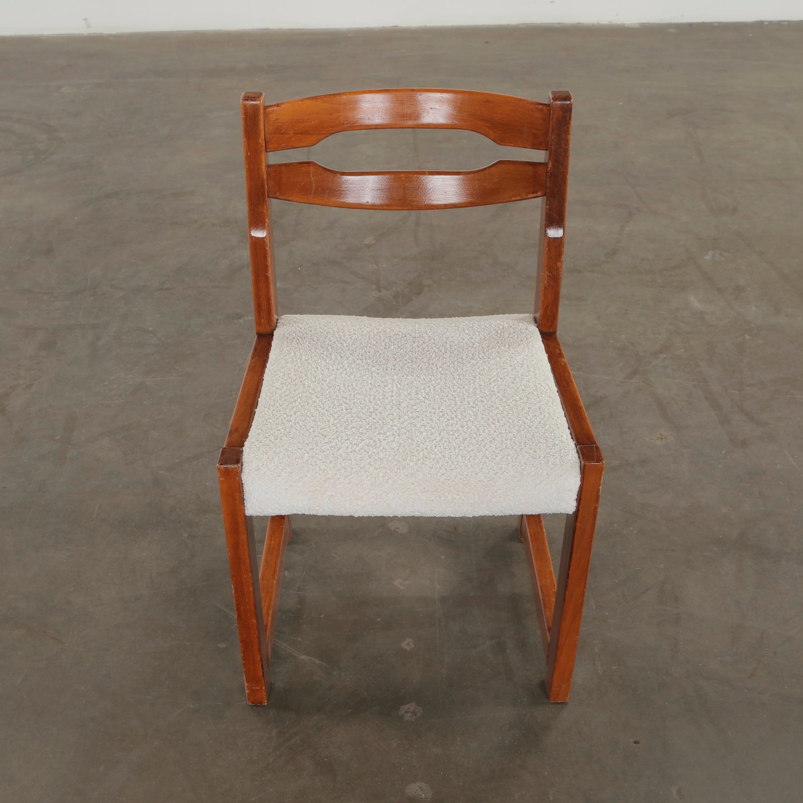 Set of Four Wool and Wood Chairs in the style of Niels Moller for J.L Moller, 1960s - 4