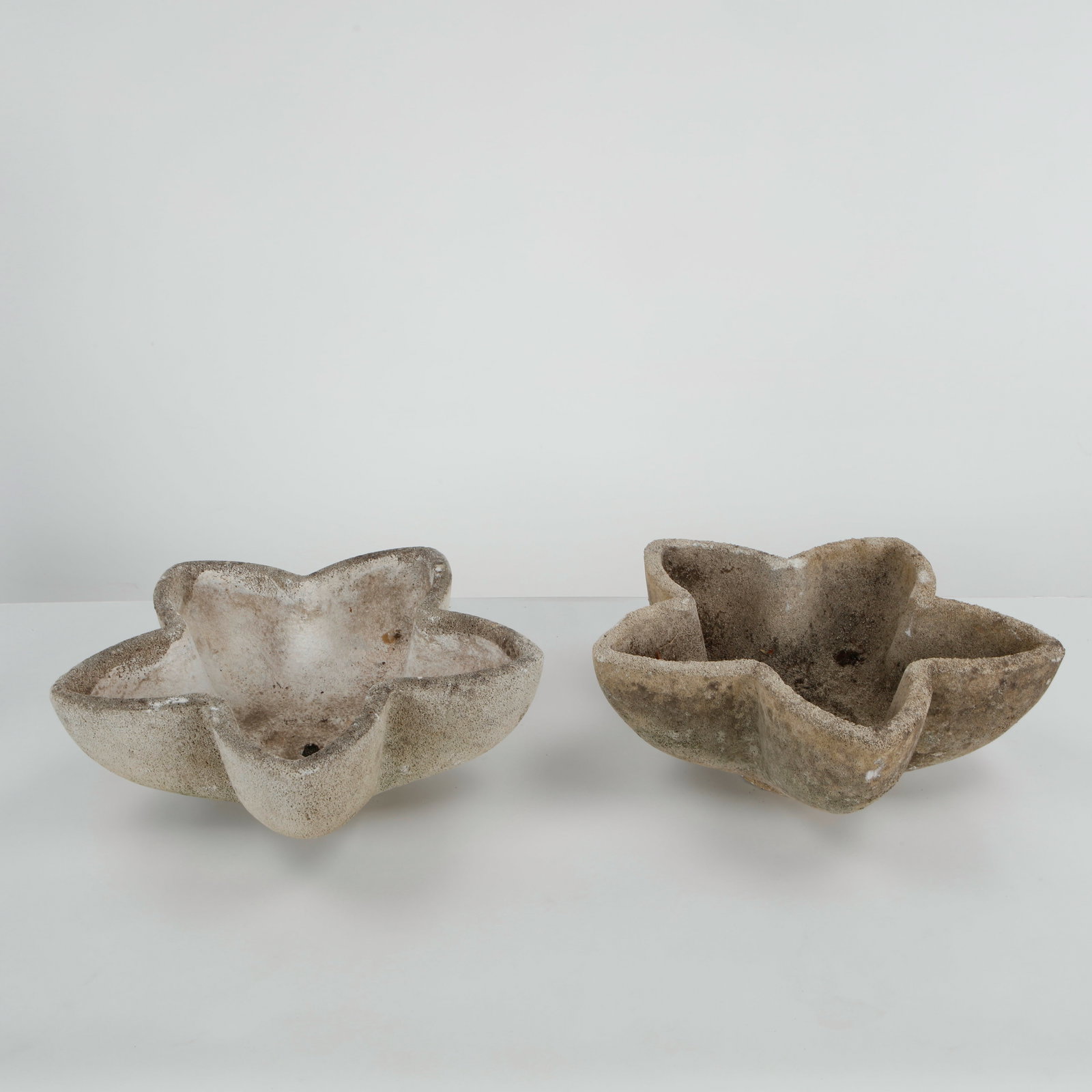 Pair of Limestone Star Planters, 1960s (1 of 12)