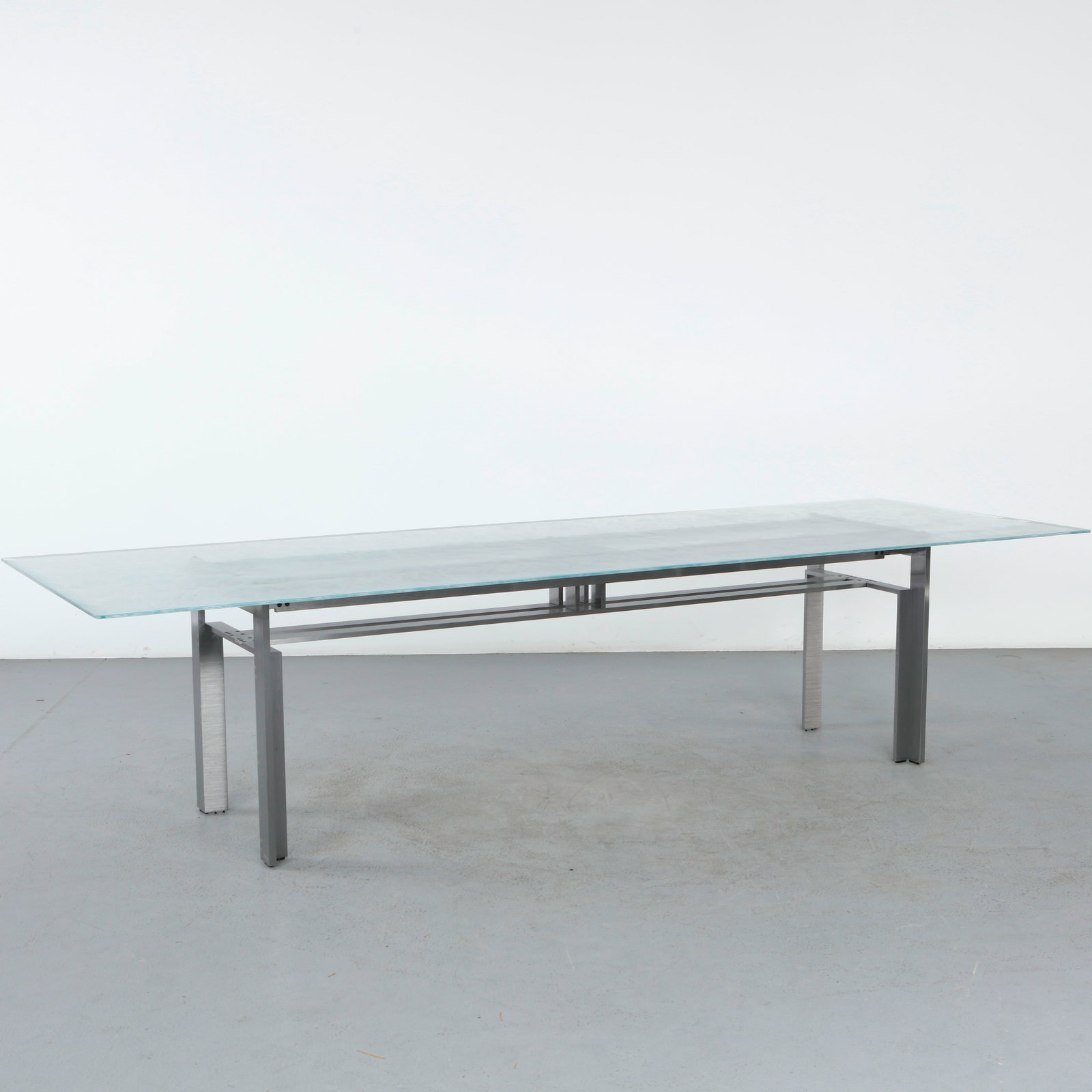 Cassina Dining Table Dodge Laguna, Limited Edition 14/50 (1 of 16)
