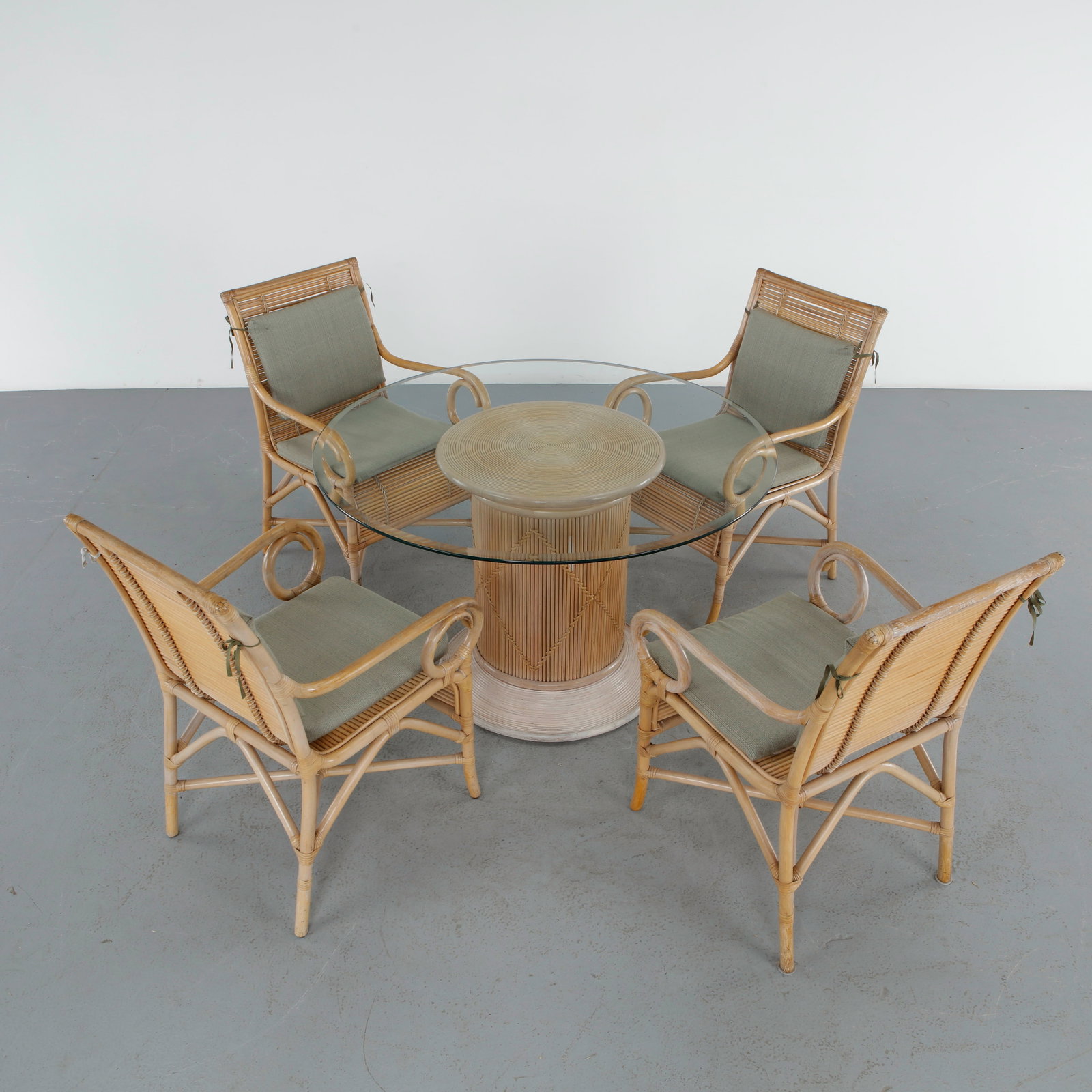 Outdoor Bamboo Dining Room (1 of 20)