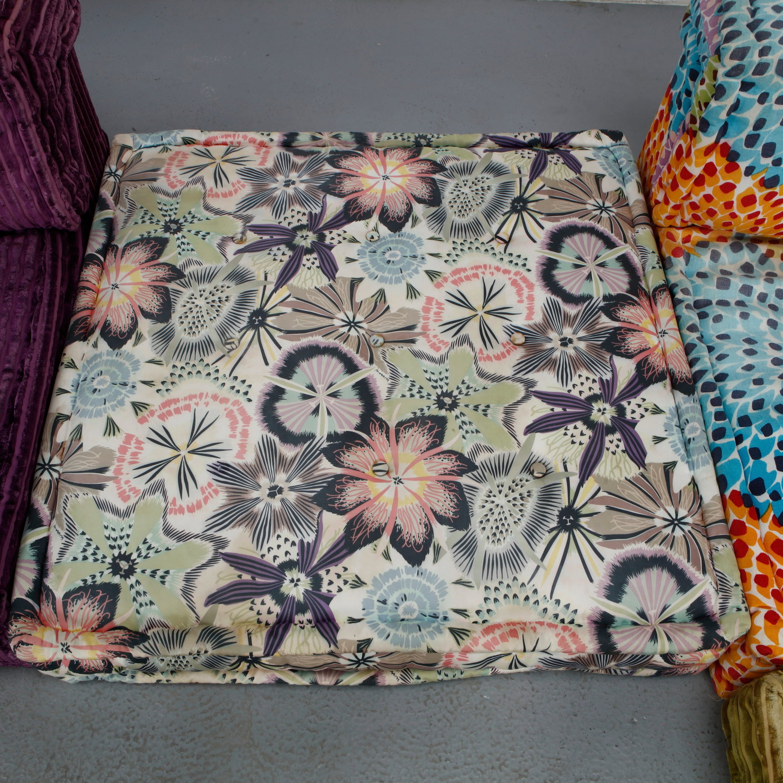 Hans Hopfer for Roche Bobois, 13-Piece Missoni Mah Jong Modular Sofa, 2000s - 17