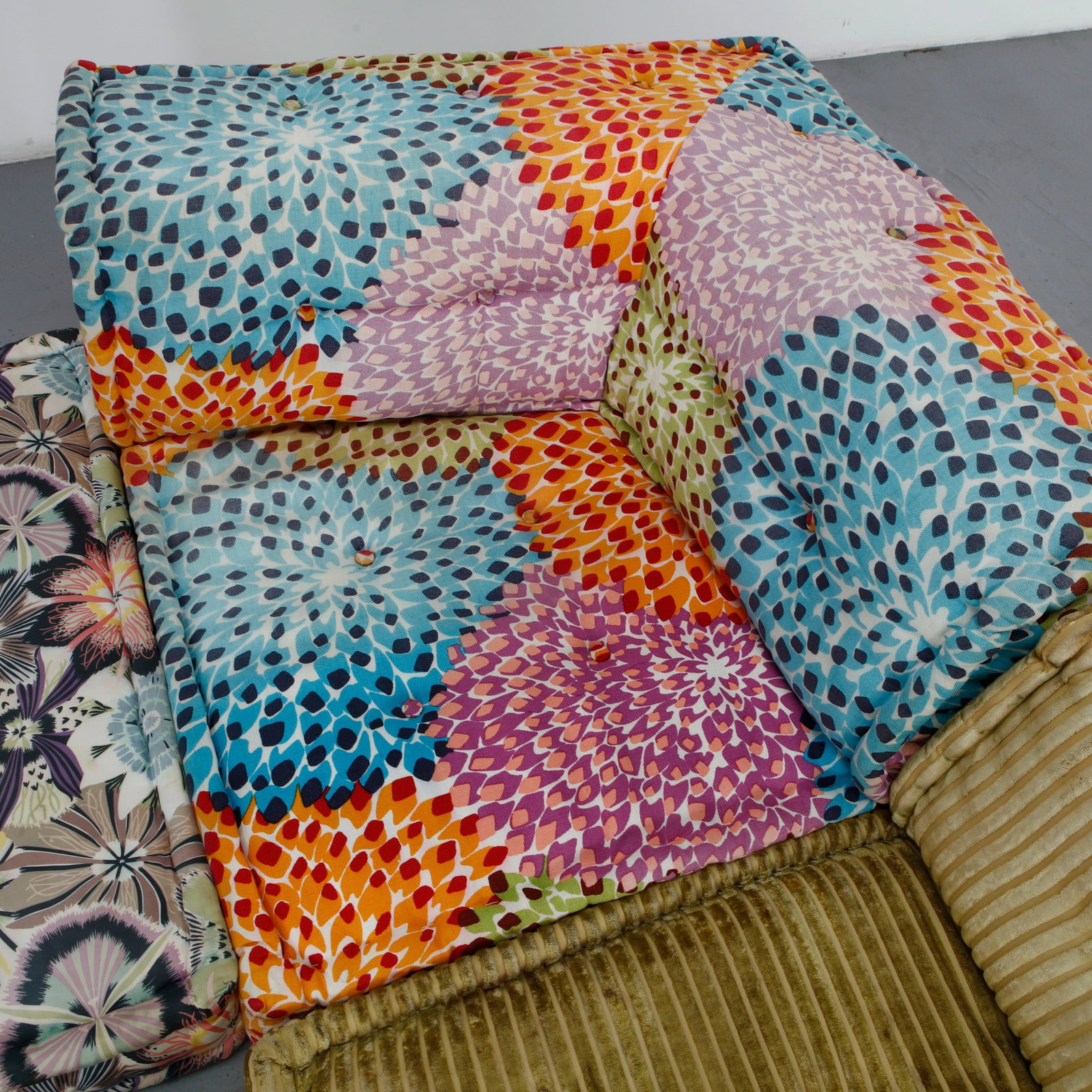 Hans Hopfer for Roche Bobois, 13-Piece Missoni Mah Jong Modular Sofa, 2000s - 18