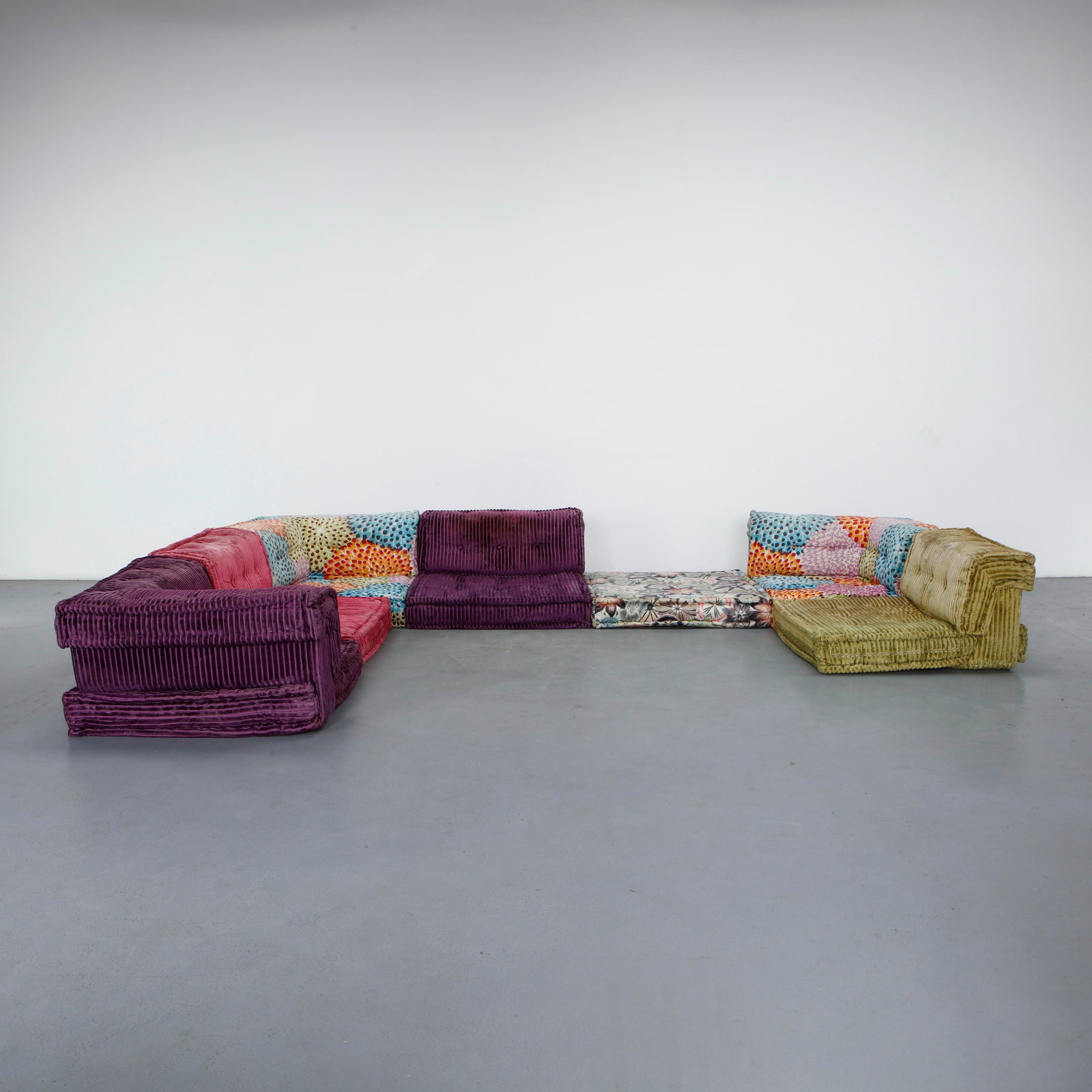 Hans Hopfer for Roche Bobois, 13-Piece Missoni Mah Jong Modular Sofa, 2000s - 4