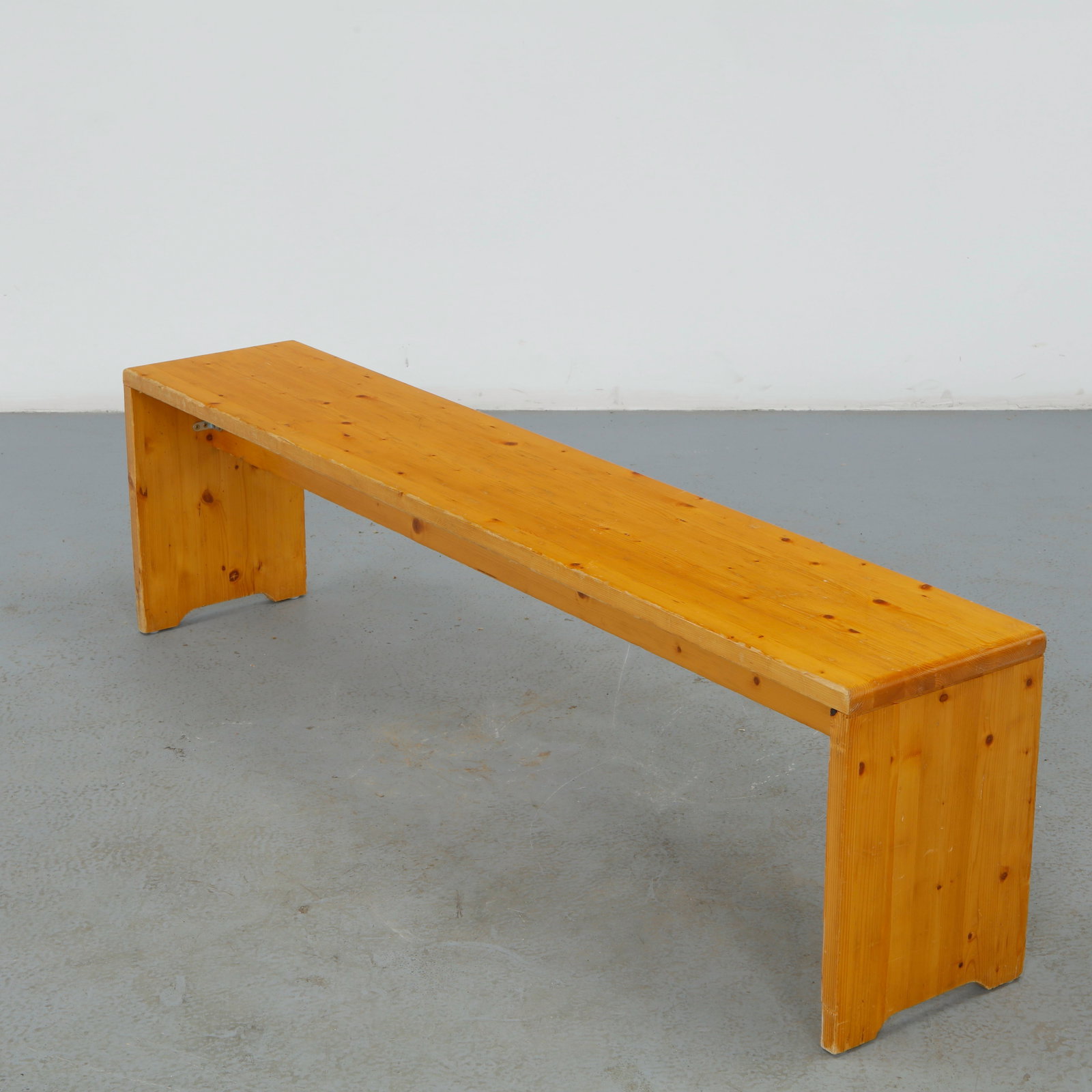 Charlotte Perriand for Les Arcs 1600, Pine Bench, 1960s (1 of 12)