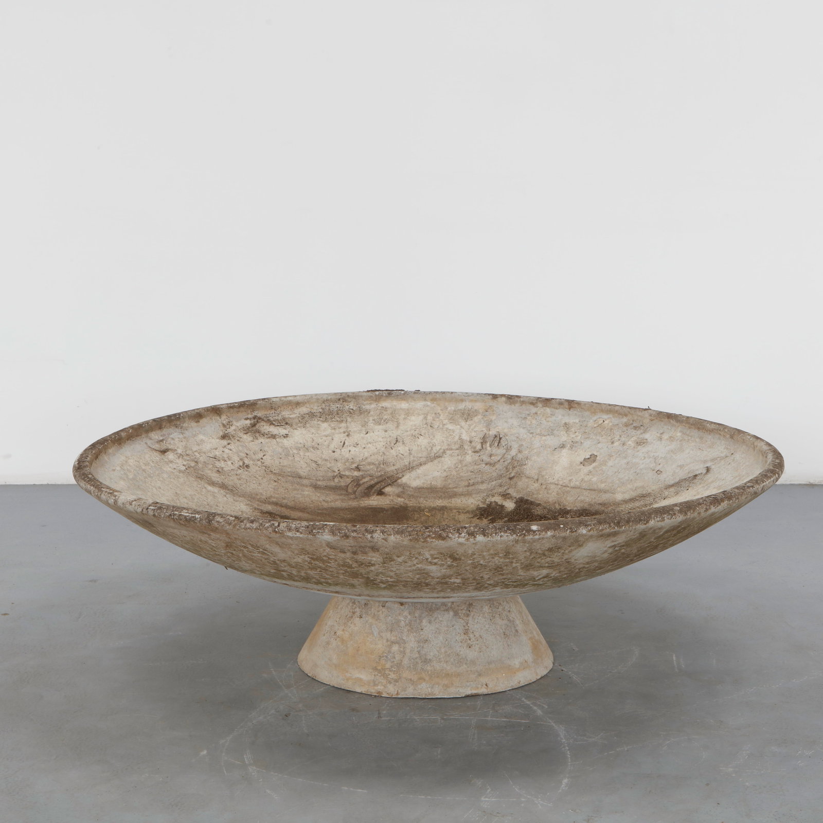 Willy Guhl, Monumental Bowl Planter on Concrete Stand, 1960s (1 of 16)