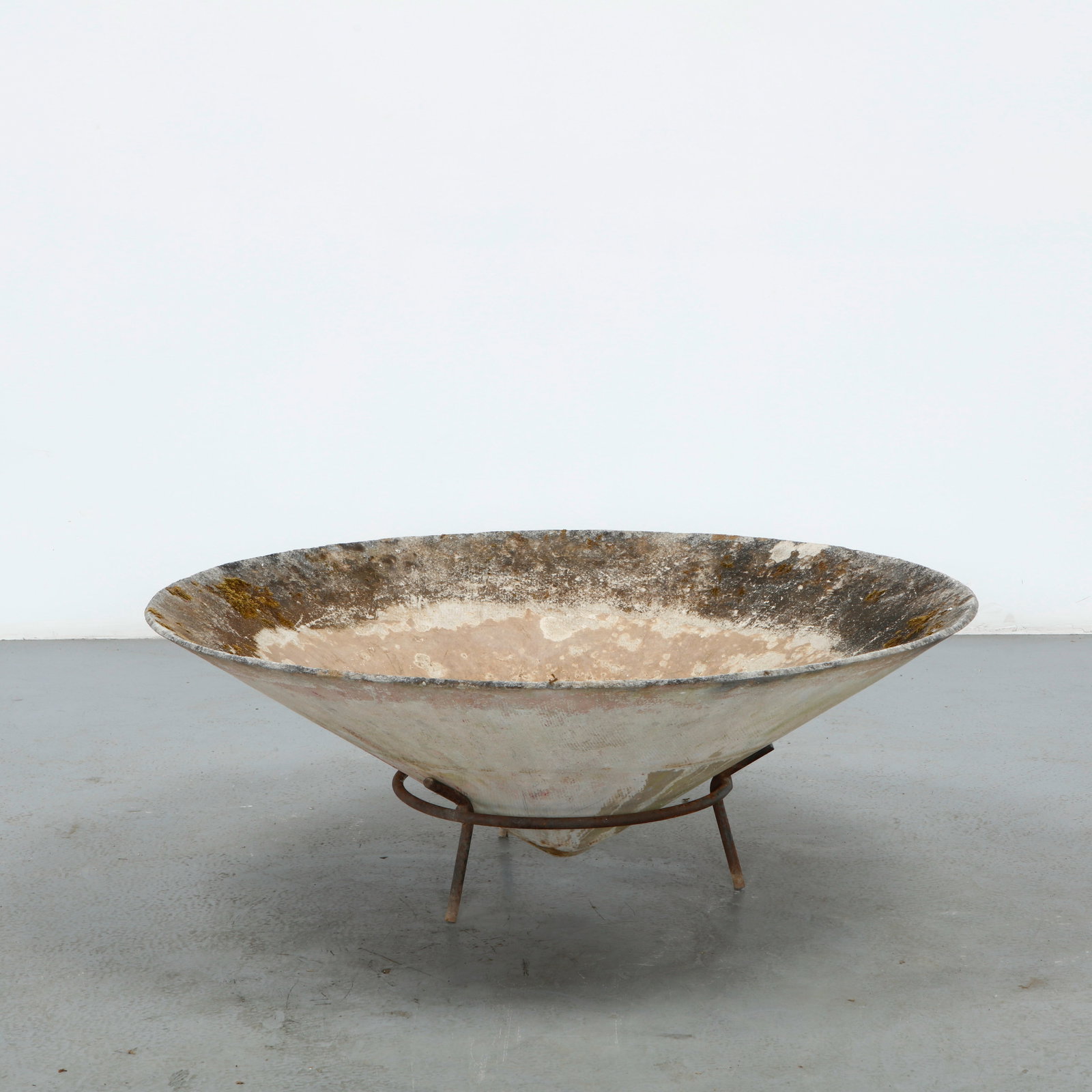 Willy Guhl, Monumental Conical Planter on Stand, 1960s (1 of 10)
