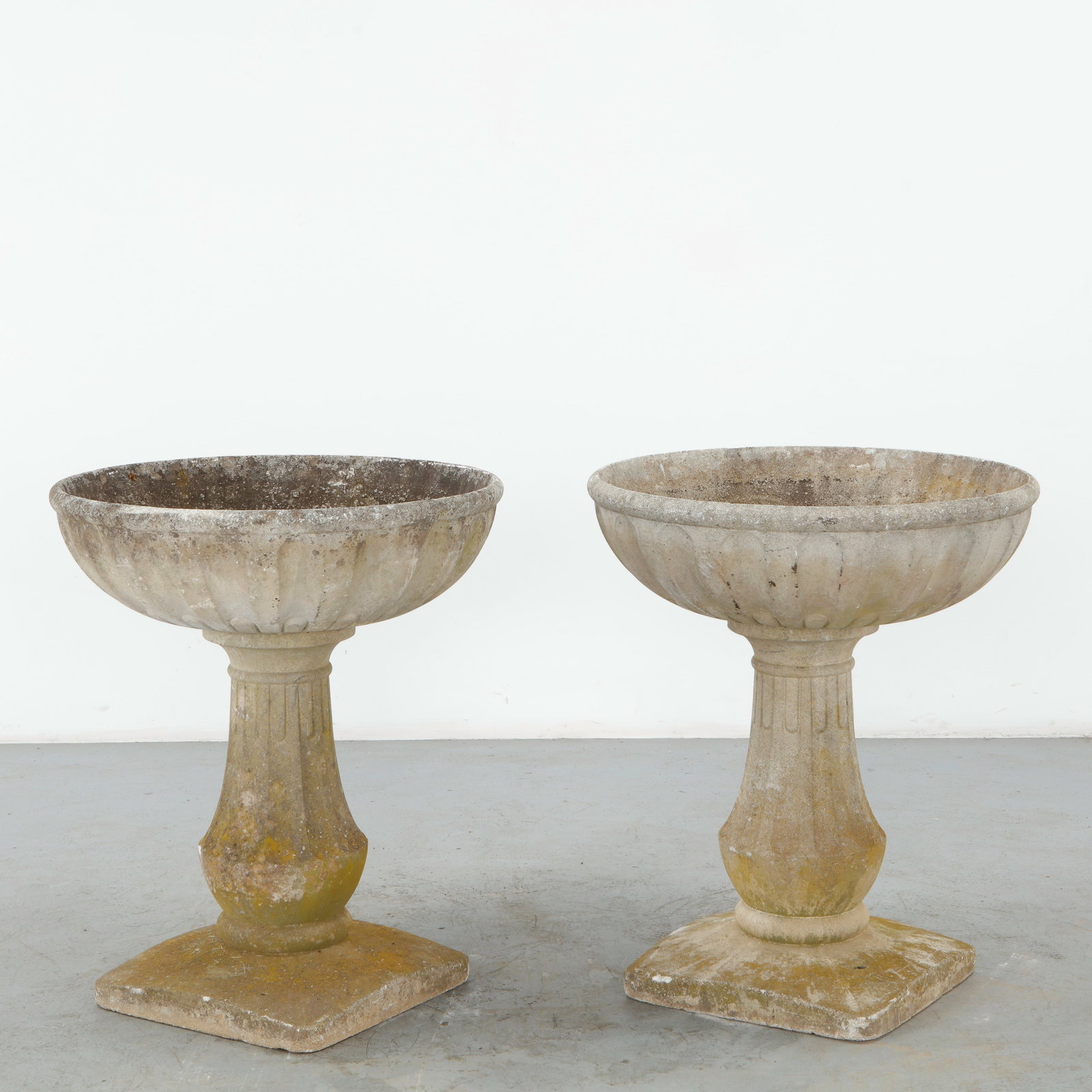 Pair of Cast Stone Pedestal Garden Planters, 1960s (1 of 15)