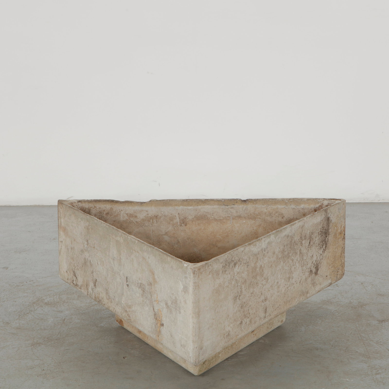 Willy Guhl, Monumental Triangular Planter, 1960s (1 of 18)