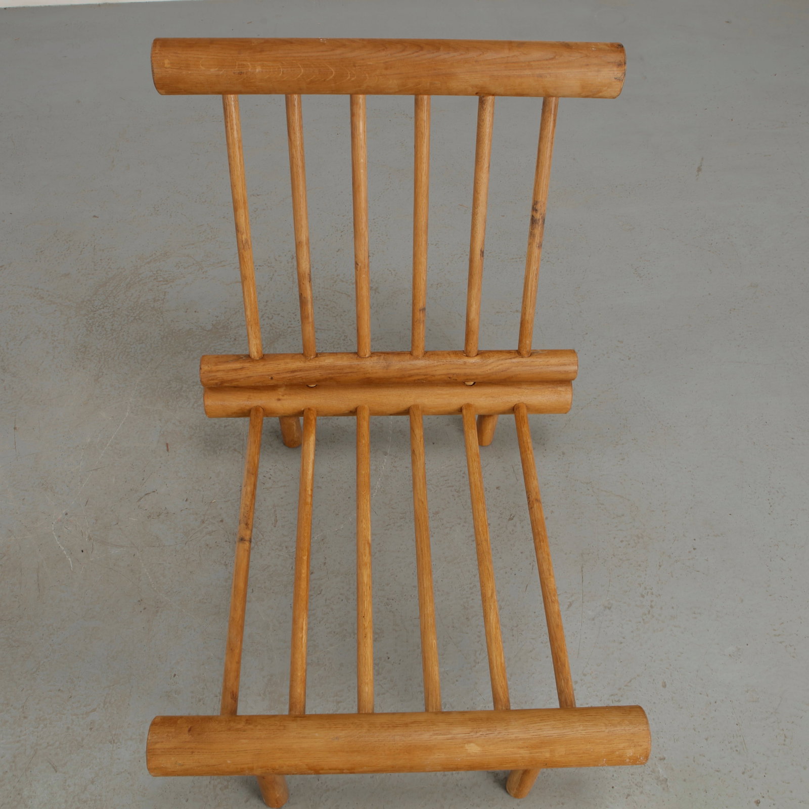 Charlotte Perriand, Pair of La Cachette Oak Fireside Chairs, 1960s - 10