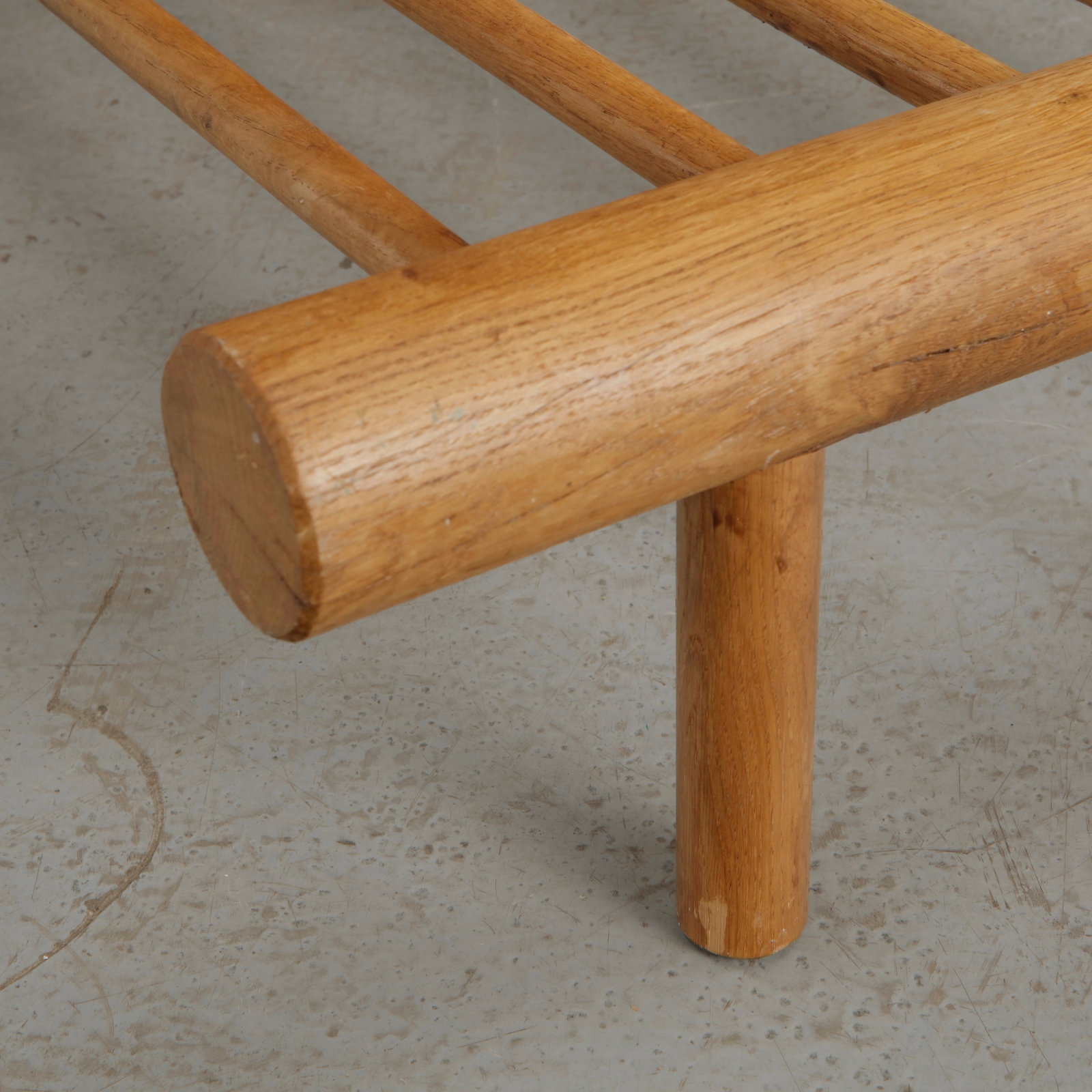 Charlotte Perriand, Pair of La Cachette Oak Fireside Chairs, 1960s - 13