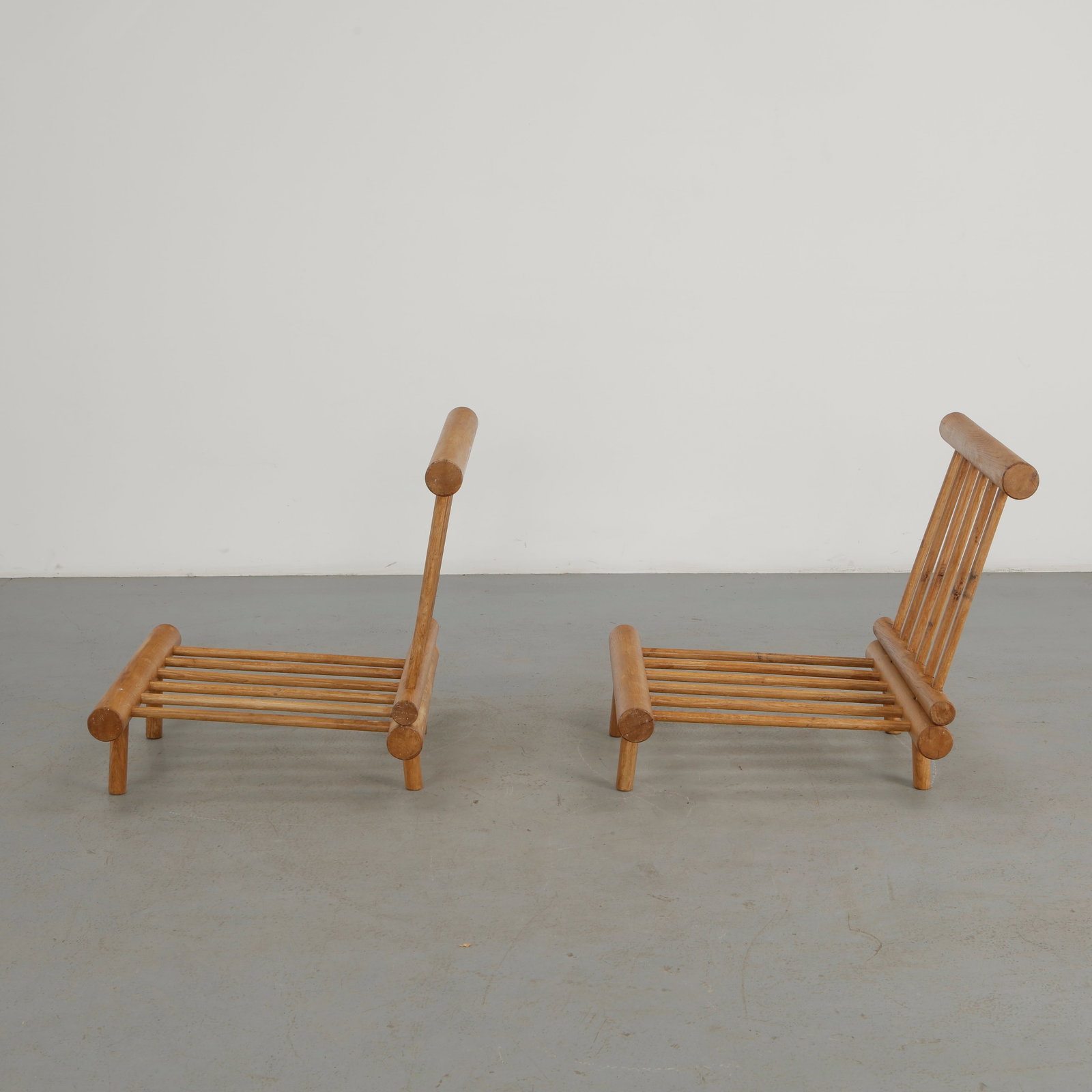Charlotte Perriand, Pair of La Cachette Oak Fireside Chairs, 1960s - 3