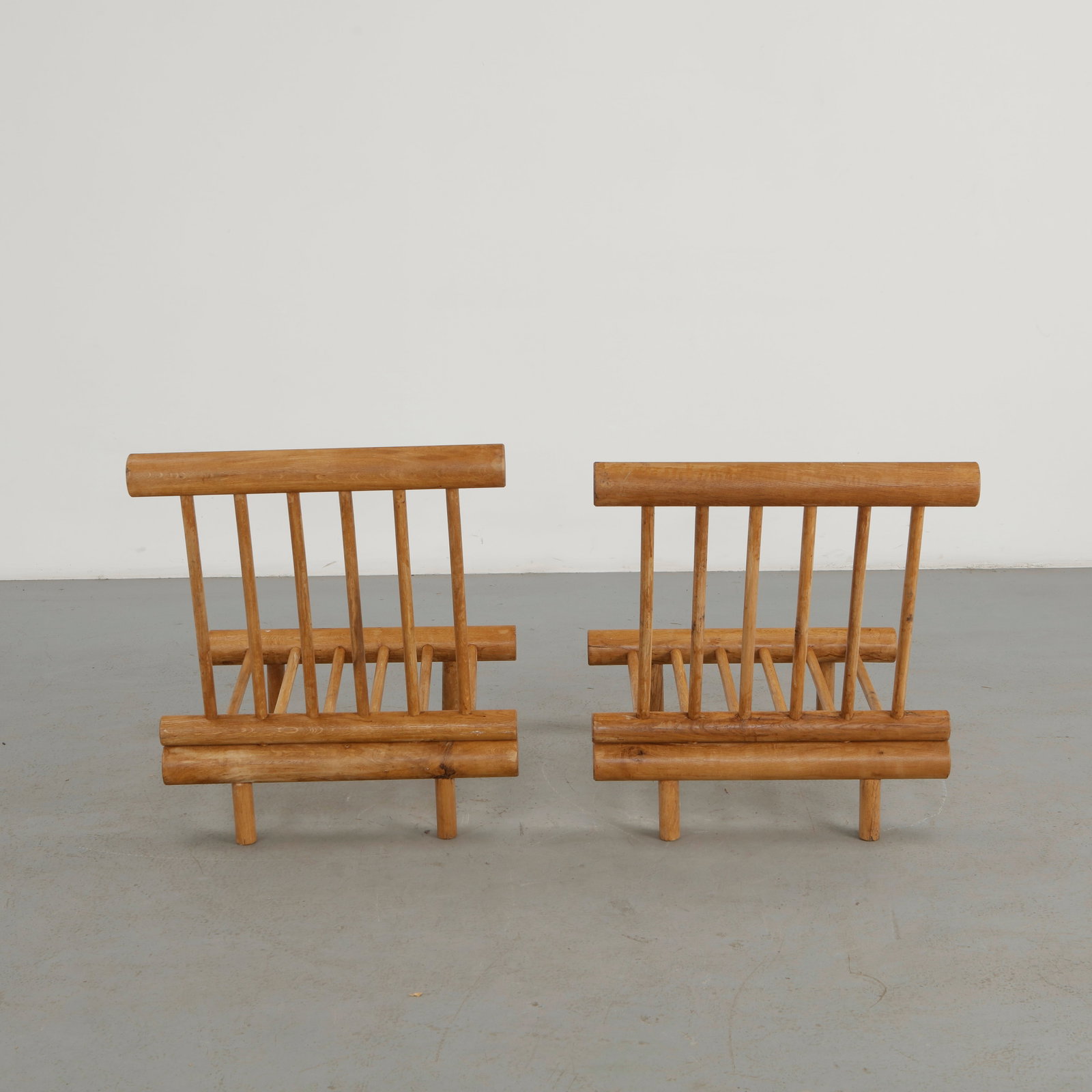 Charlotte Perriand, Pair of La Cachette Oak Fireside Chairs, 1960s - 5