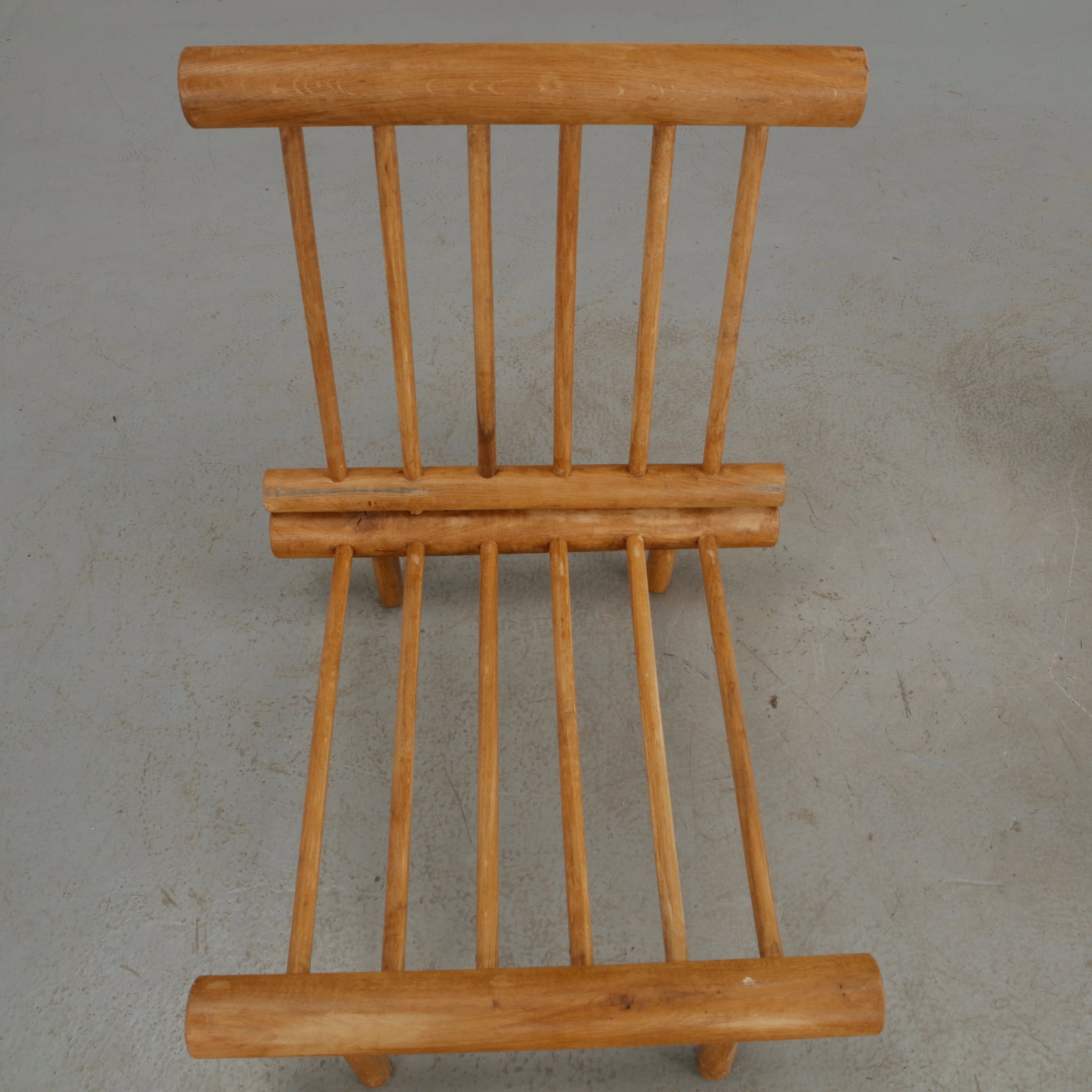 Charlotte Perriand, Pair of La Cachette Oak Fireside Chairs, 1960s - 9