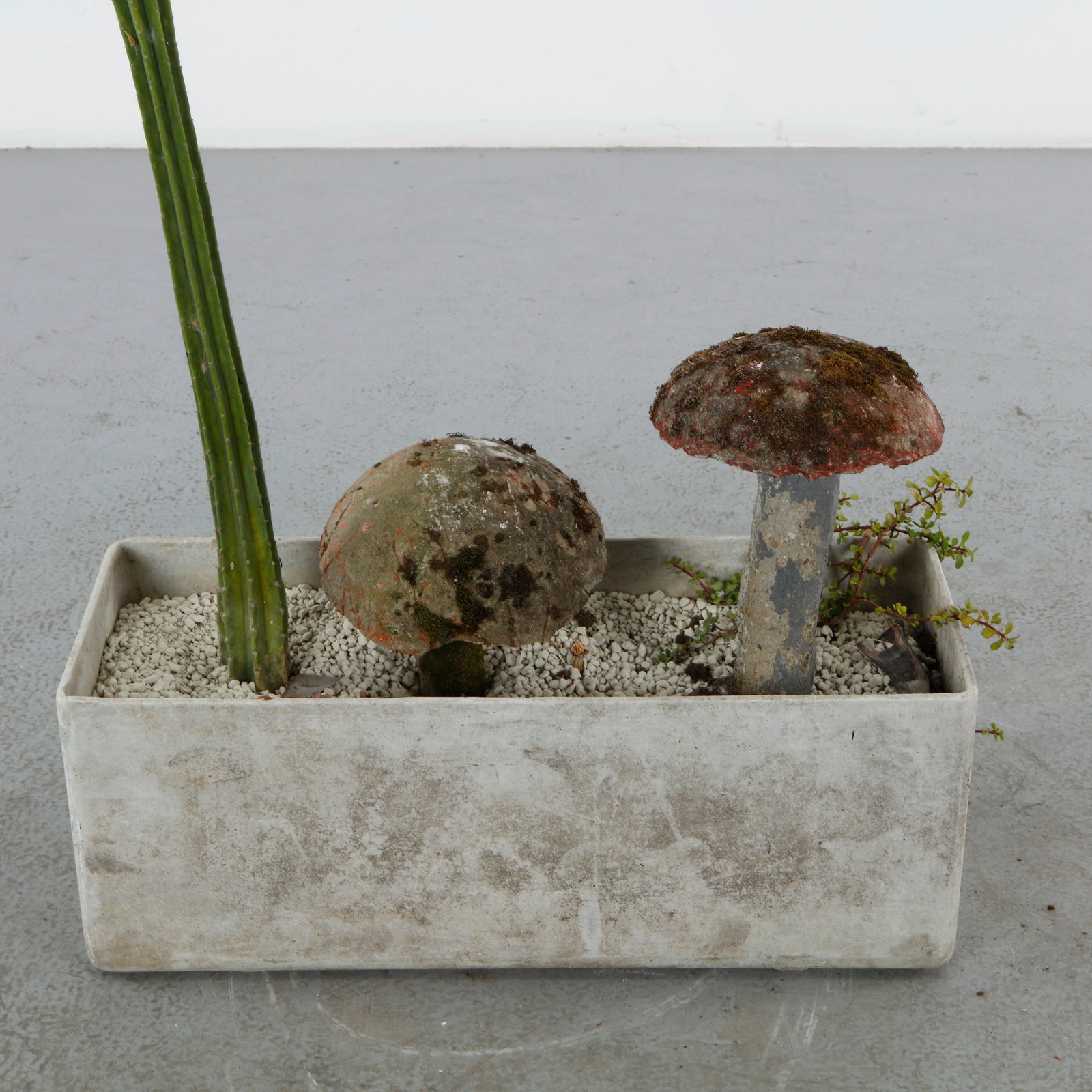 Pair of Larger Composite Stone Garden Mushrooms (1 of 6)