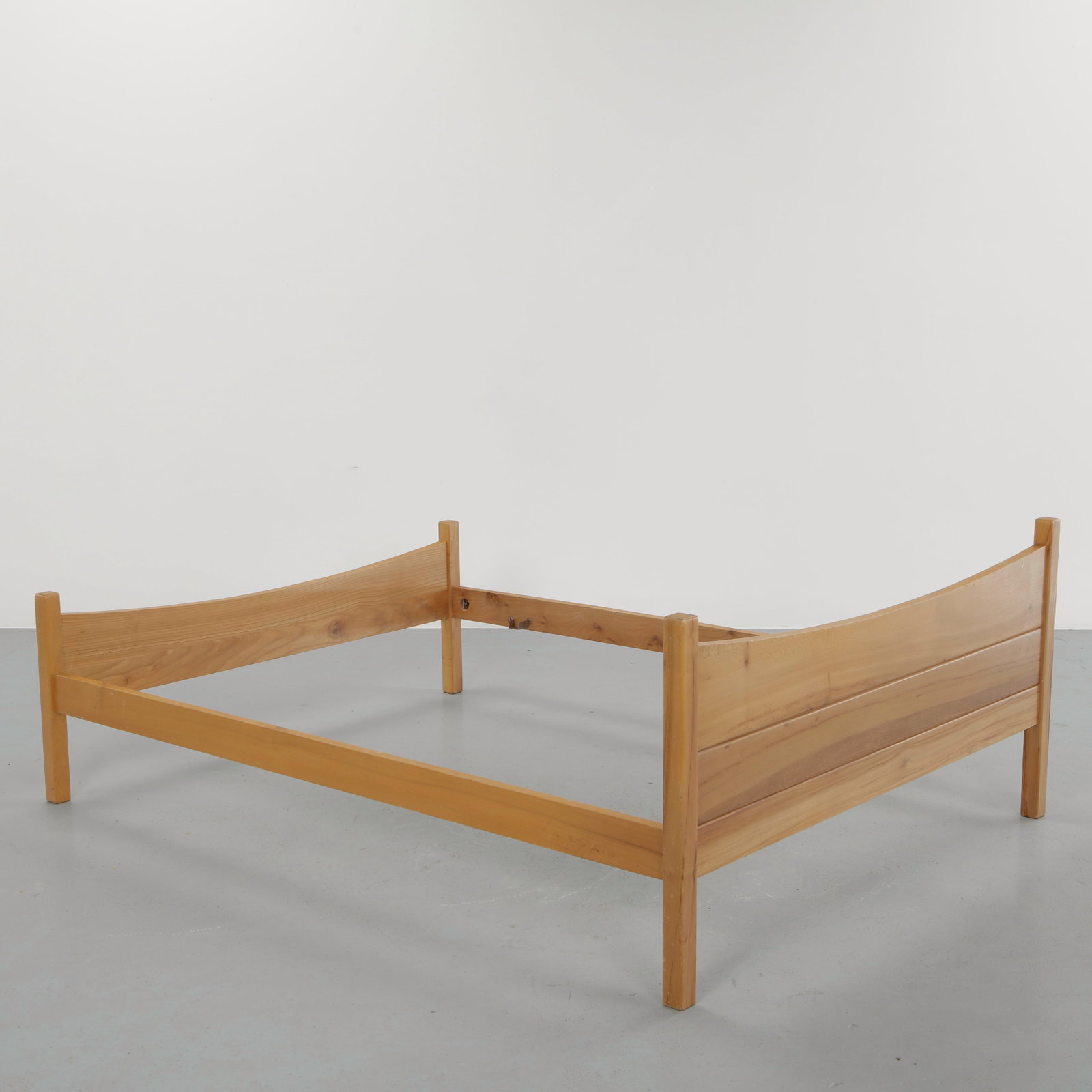 French Midcentury Solid Pine Full Bedframe, 1960s - 4