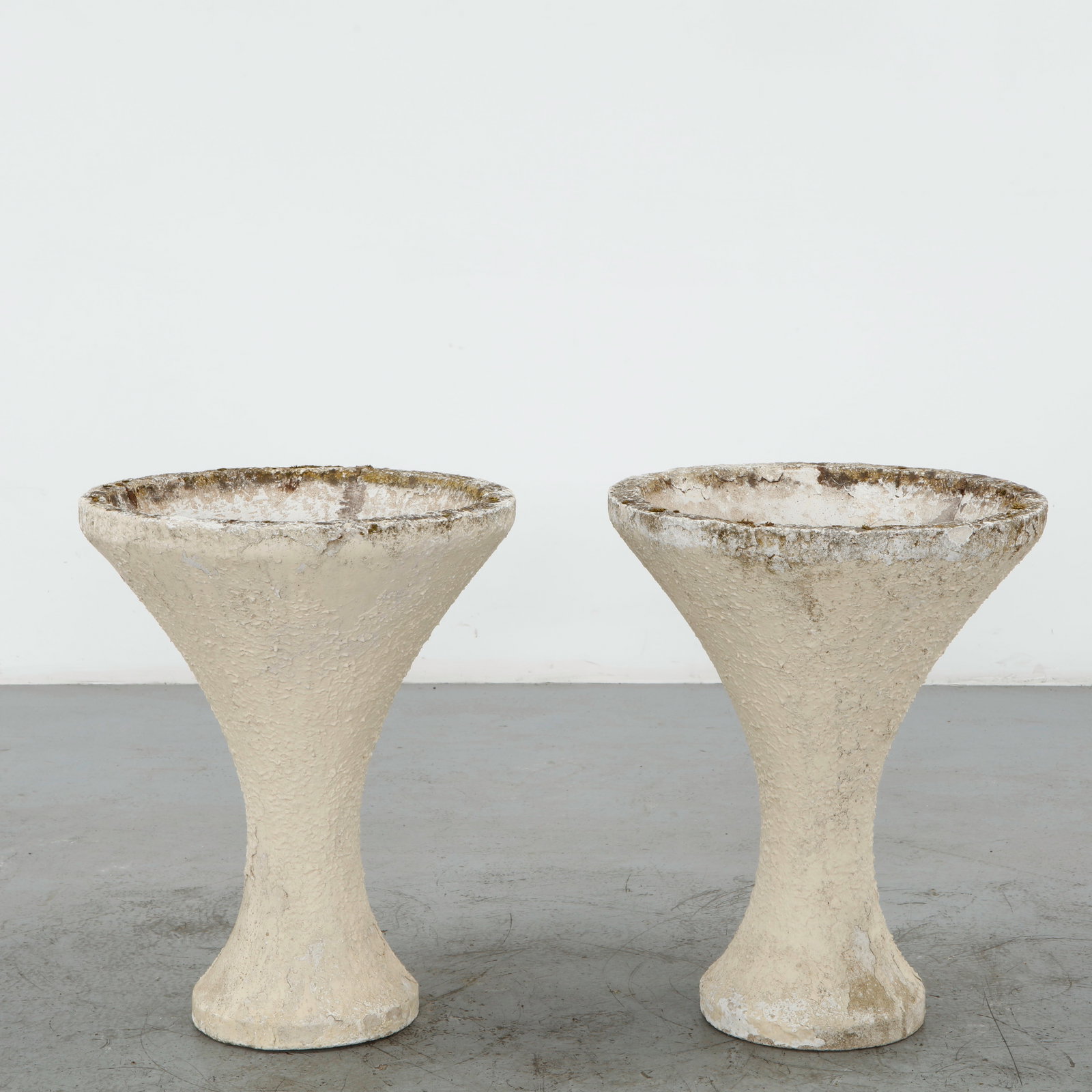 Pair of Tall Conical Cast Concrete Planters, 1960s (1 of 17)