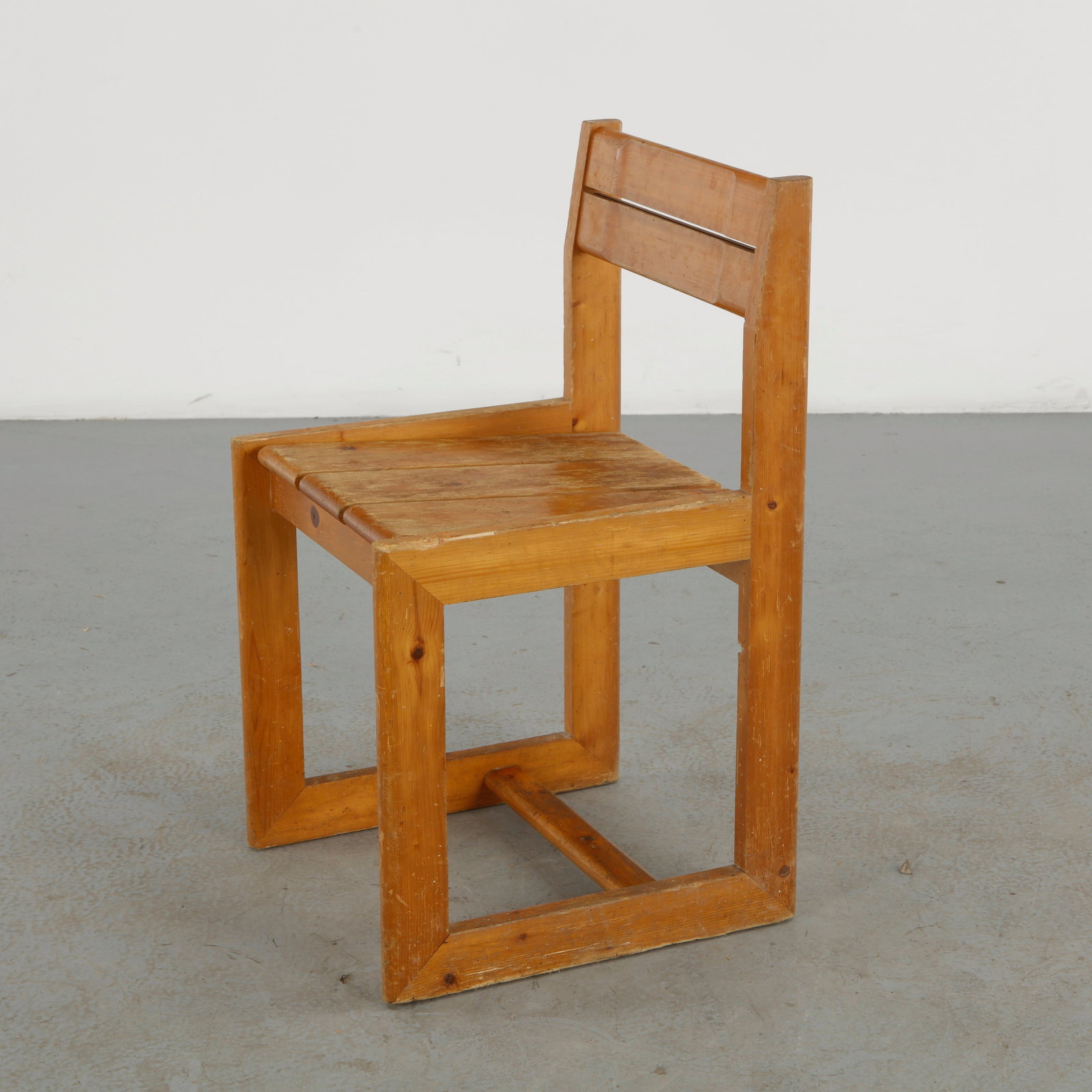 Charlotte Perriand for Les Arcs 1600, Pine Chair, 1960s (1 of 15)
