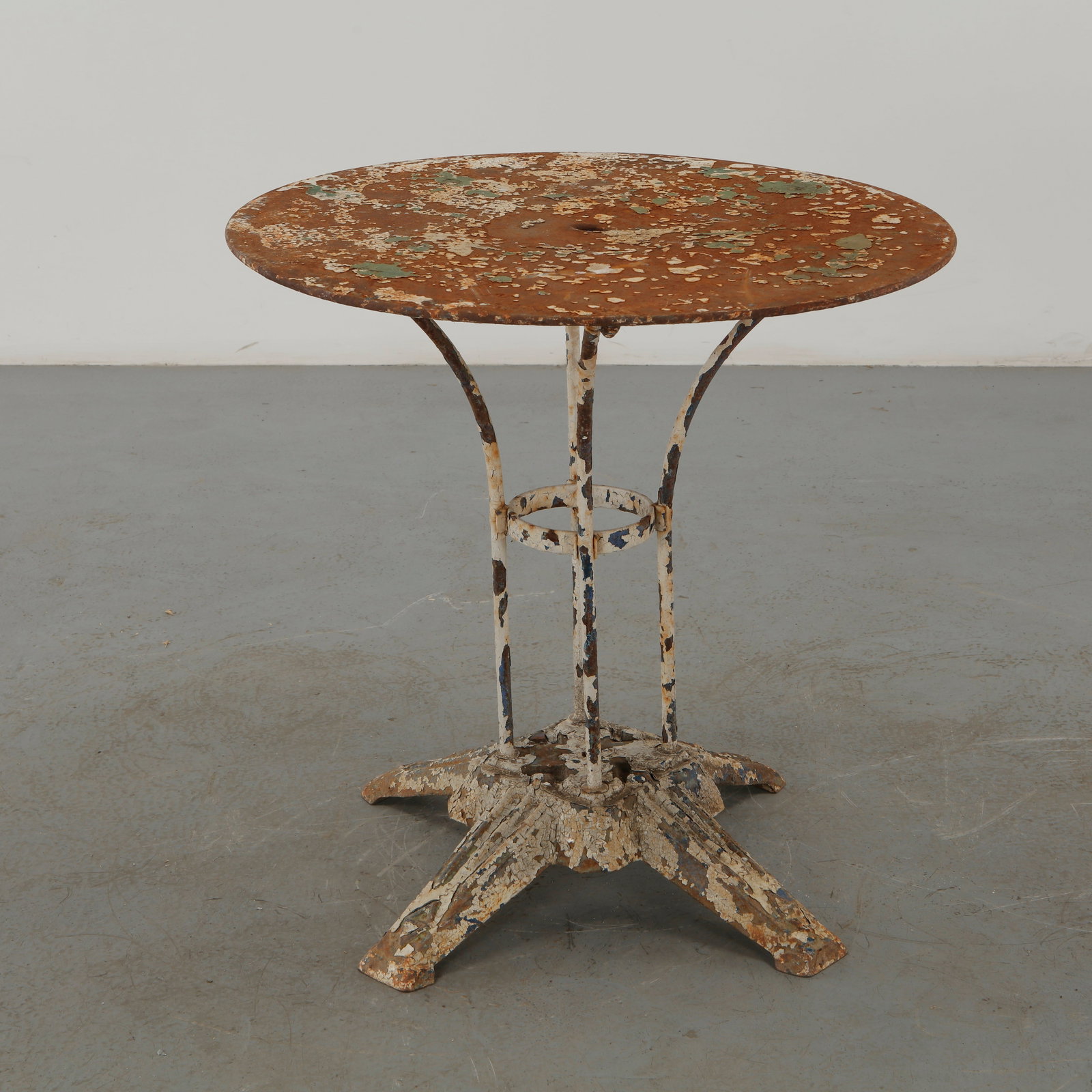 French Modernist Round Garden Table, 1960s - 2