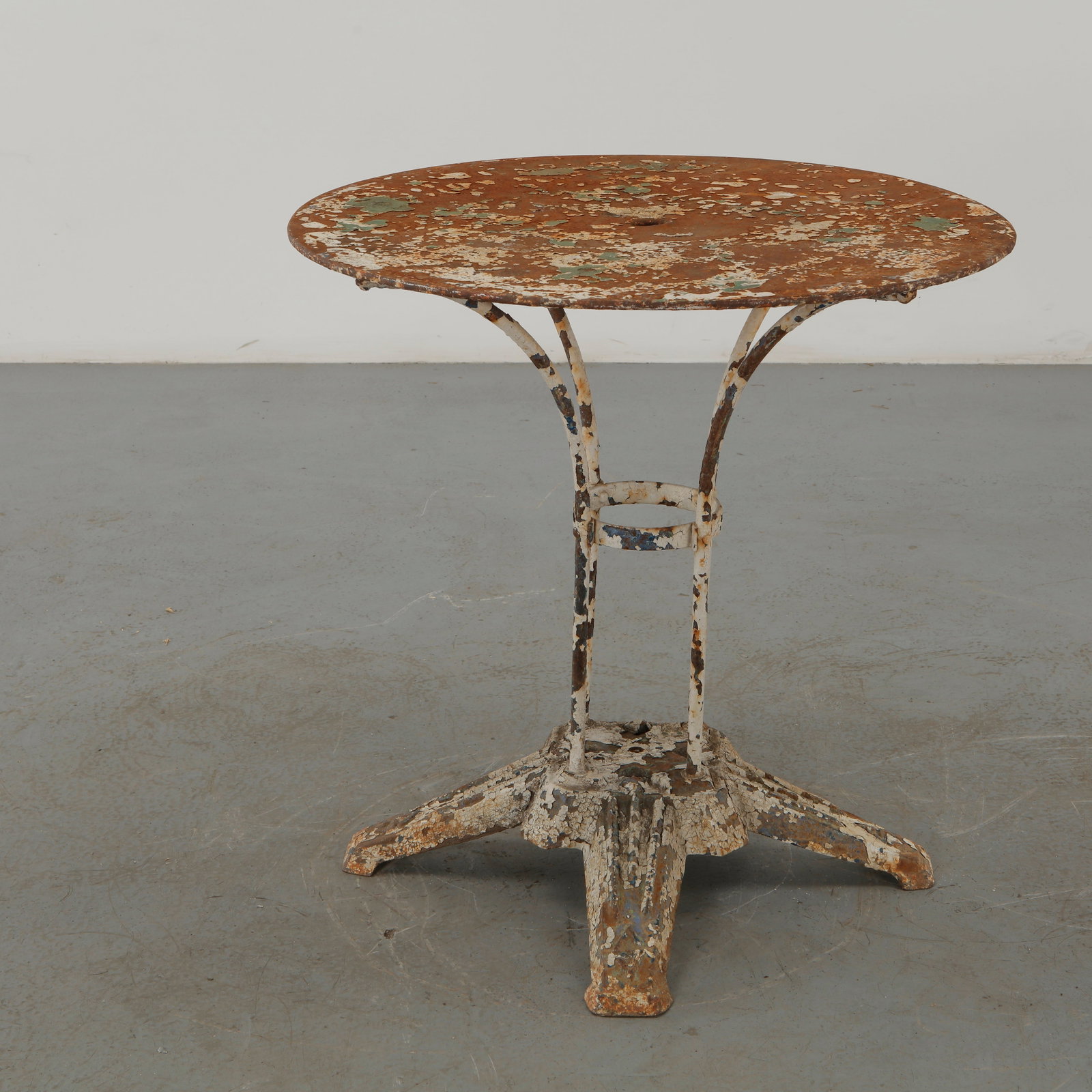 French Modernist Round Garden Table, 1960s - 5
