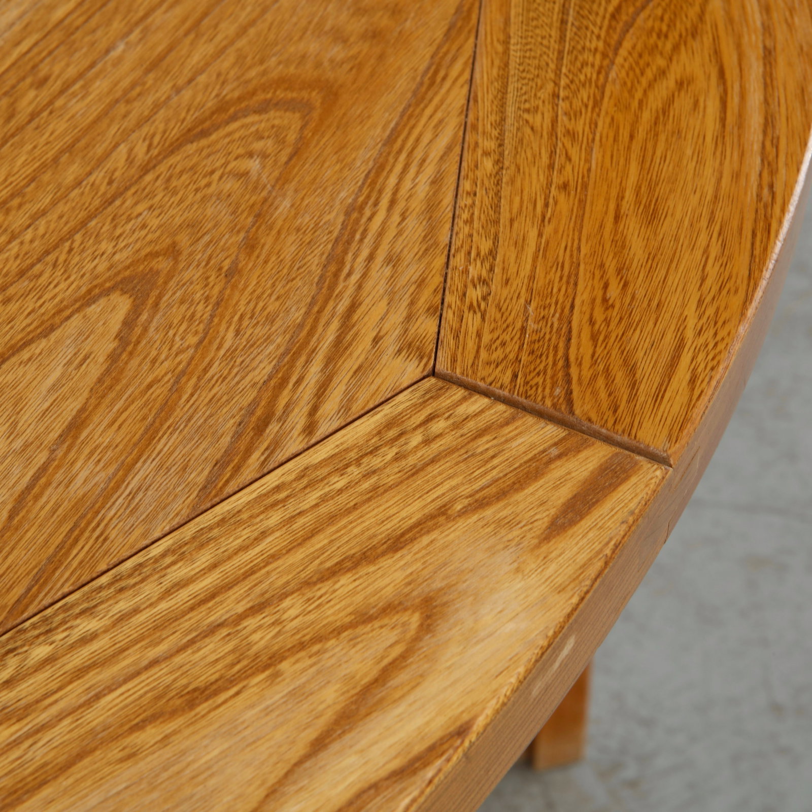 Round Extendable Dining Table, 1960s - 10