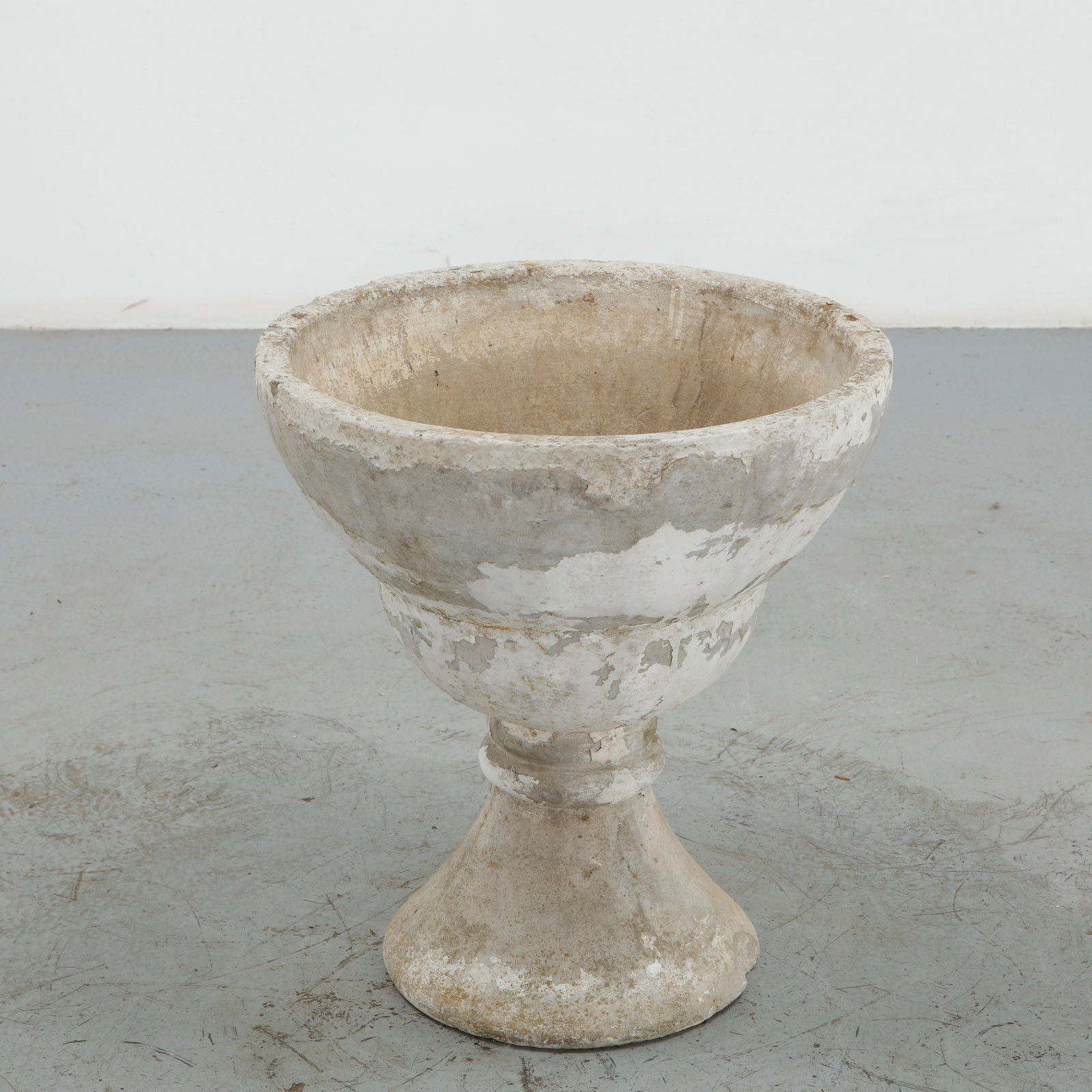 Classical Concrete Chalice Planter, 1960s (1 of 12)