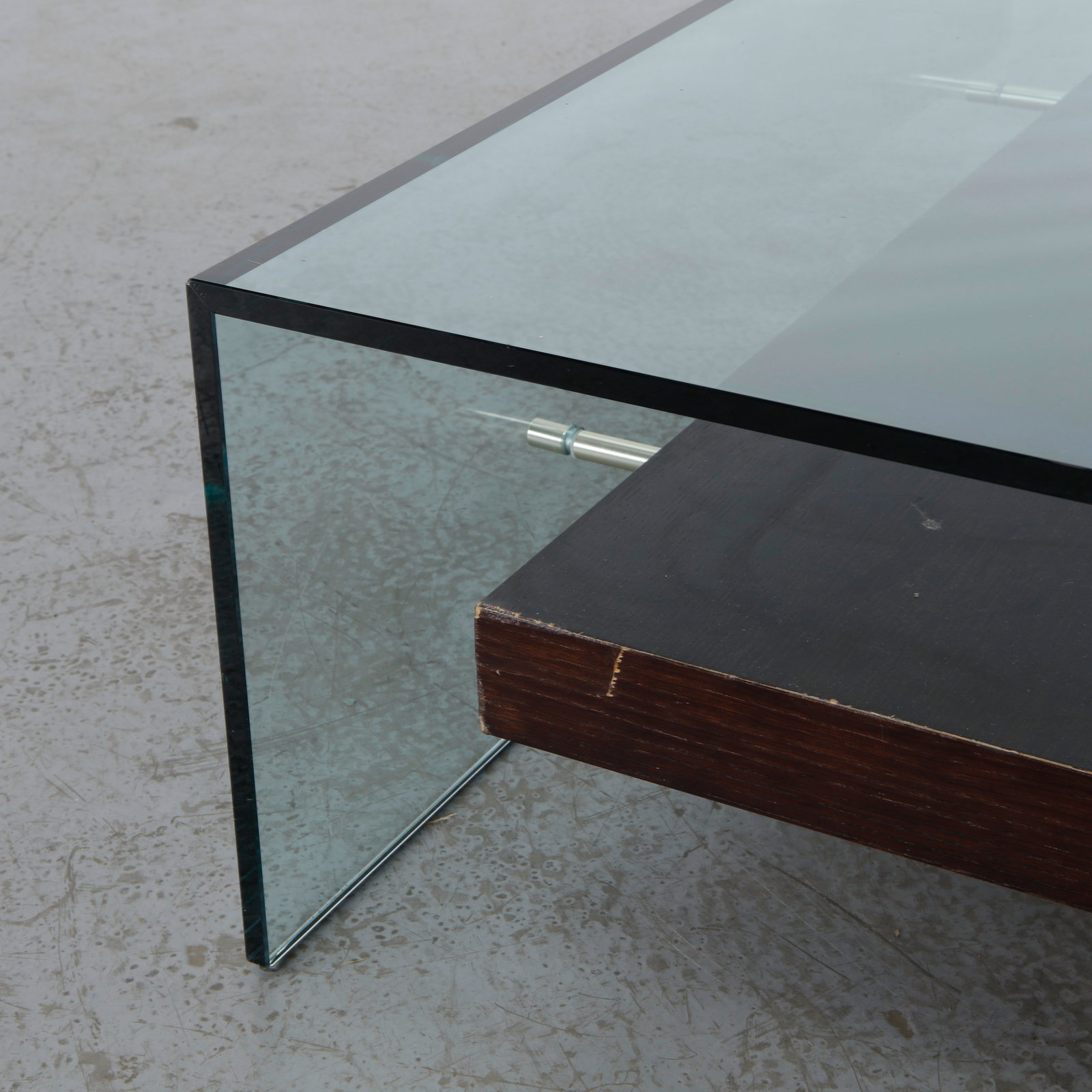 Glassissimo, two-tiered Graffetta Coffee Table - 11