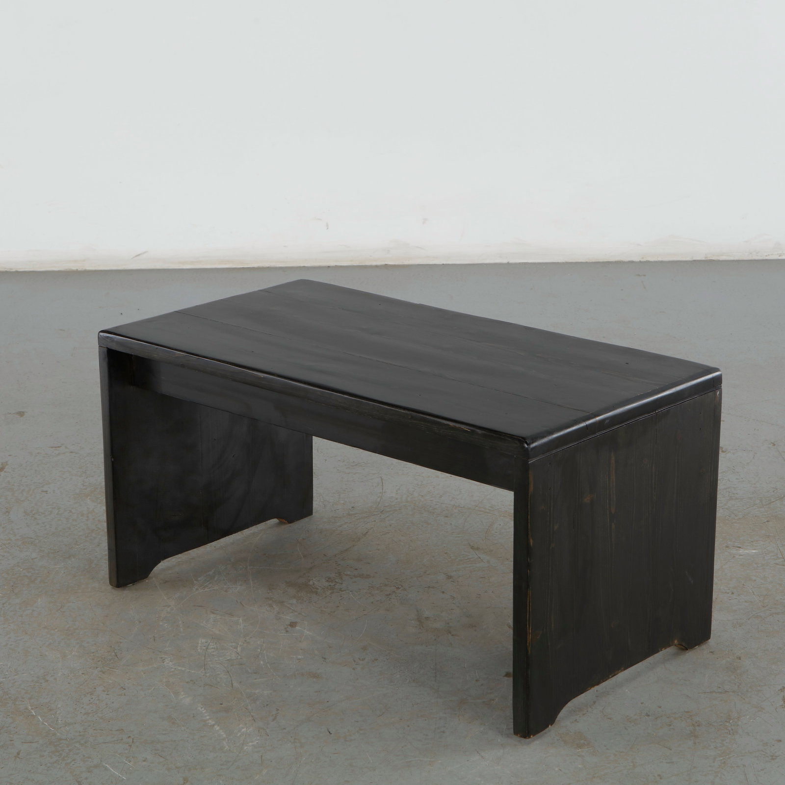 Charlotte Perriand For Les Arcs 1600, Black Large Pine Bench, 1960s: This iconic solid pine bench designed by acclaimed French modernist architect Charlotte Perriand for the Les Arcs ski resort in France Savoy Alps is highly sought-after by international design collect