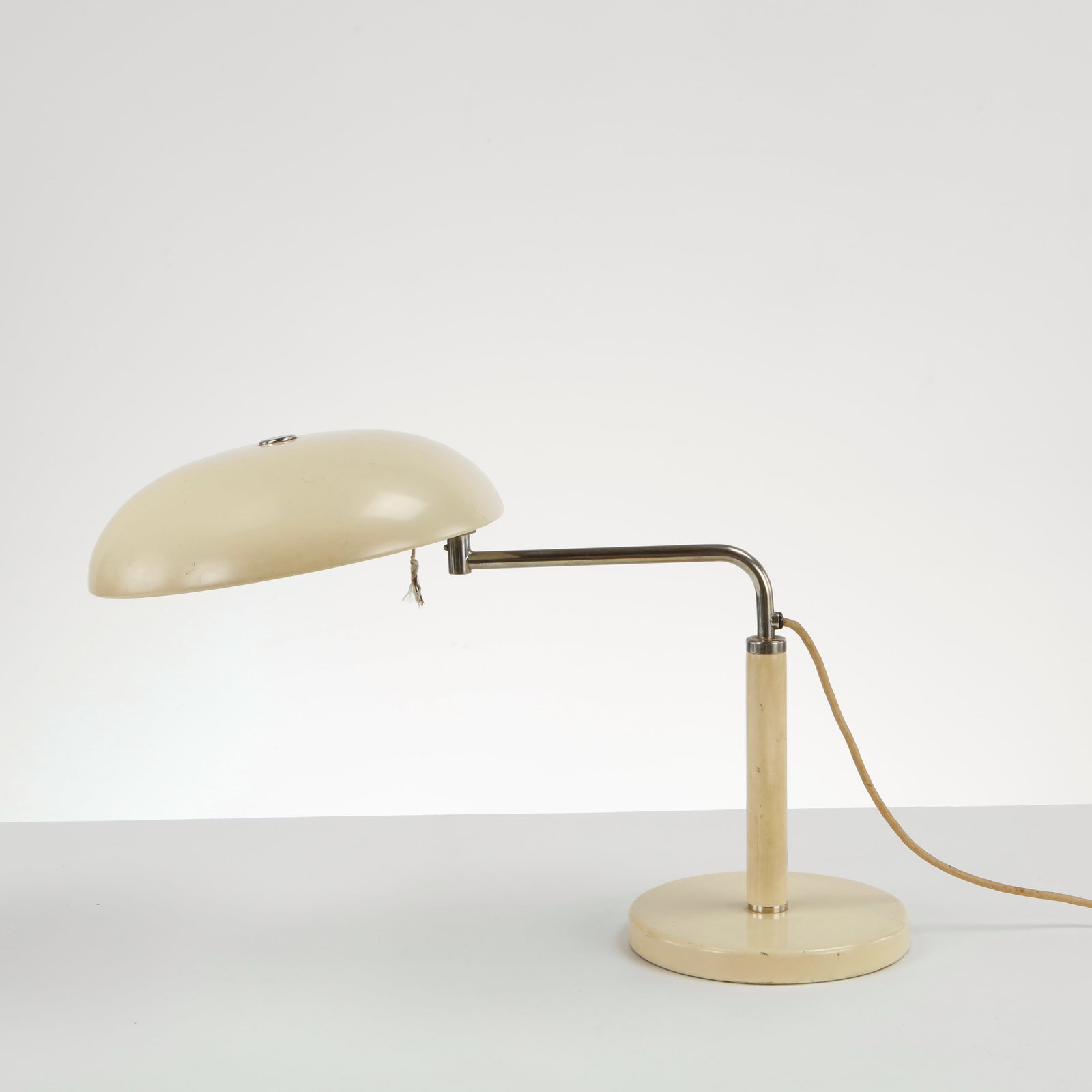 Alfred Muller, Swiss Quick 1500 Adjustable Table Light (1 of 18)