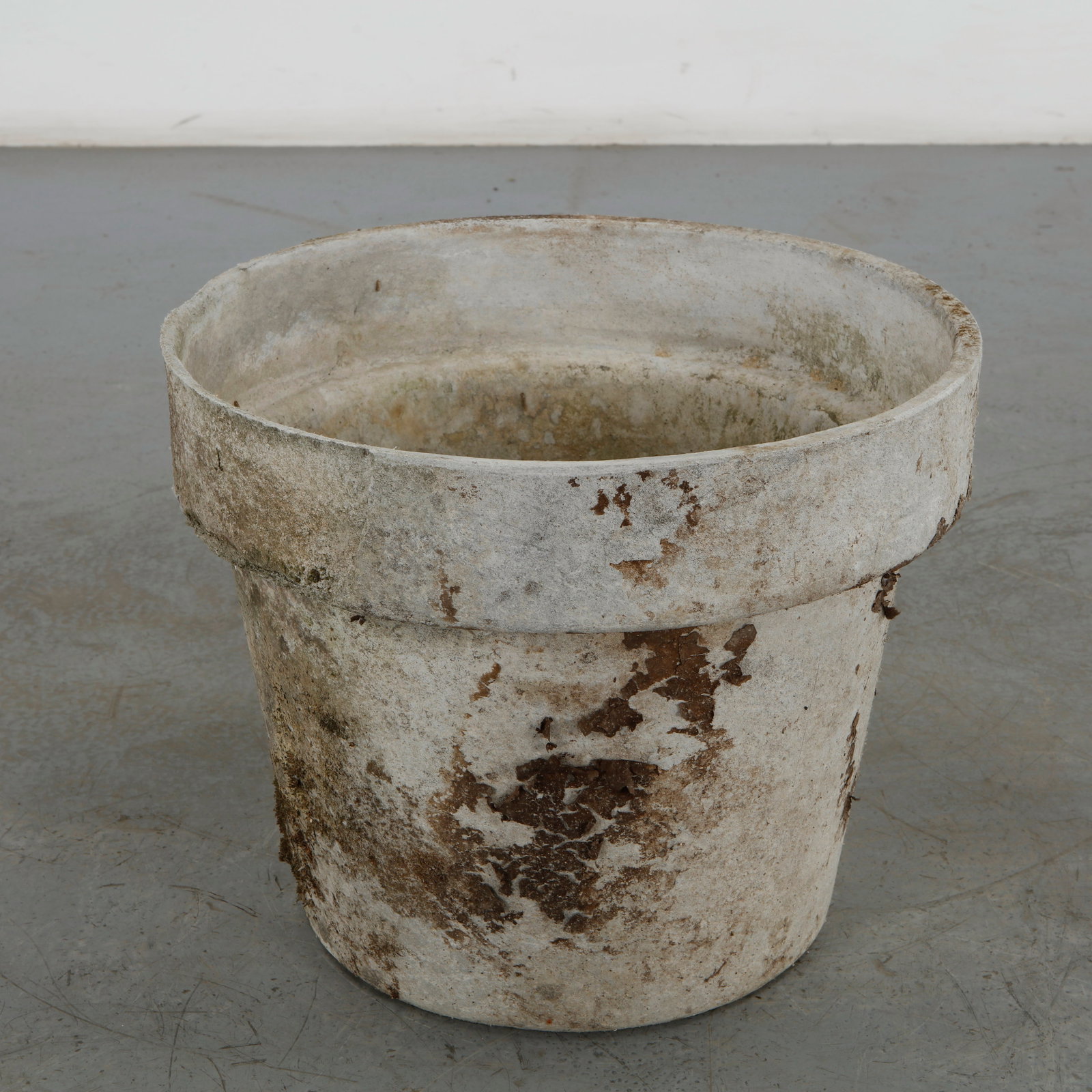 Willy Guhl, Round Planter, 1960s (1 of 11)