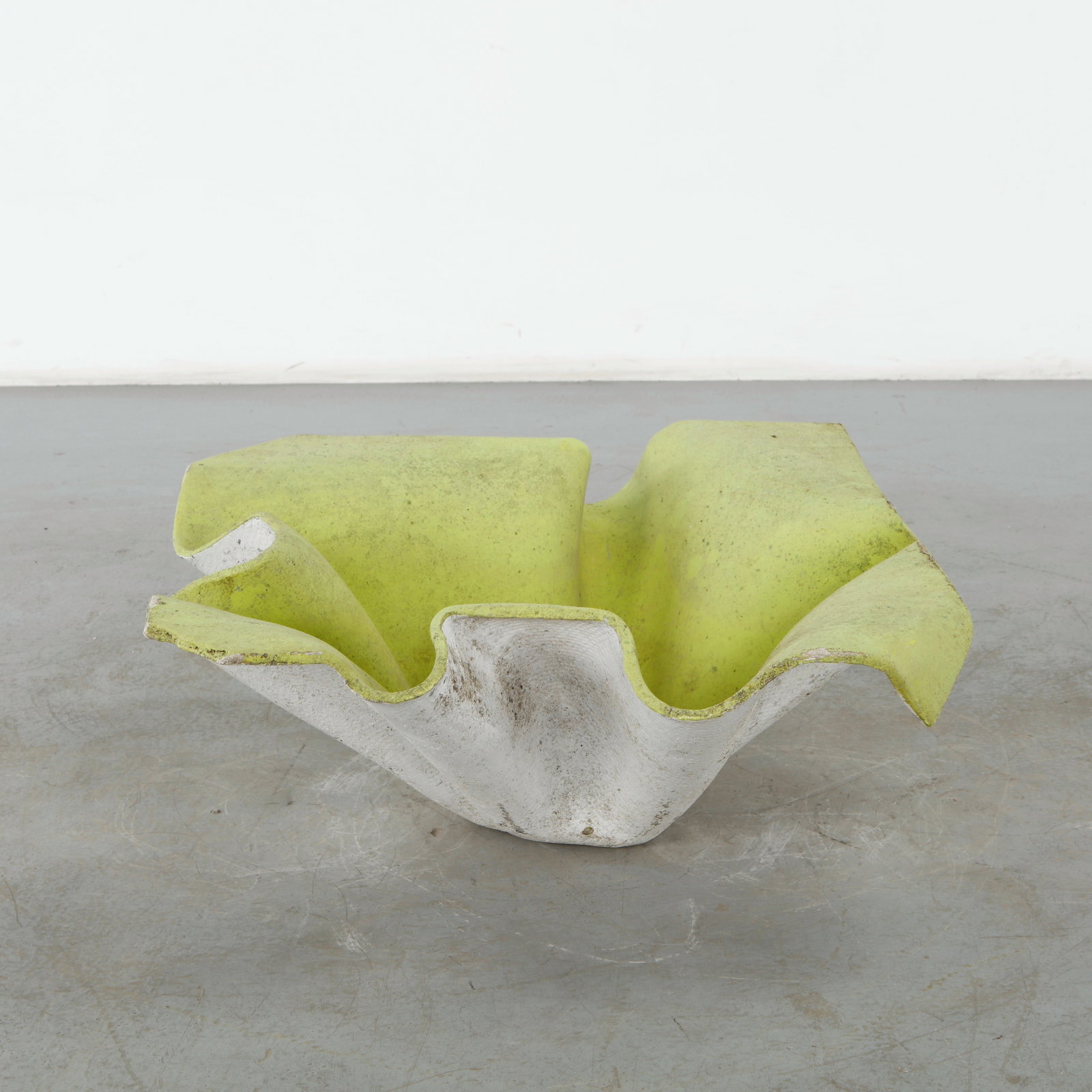 Willy Guhl, Large Elephant Ear Planter, 1960s (1 of 12)